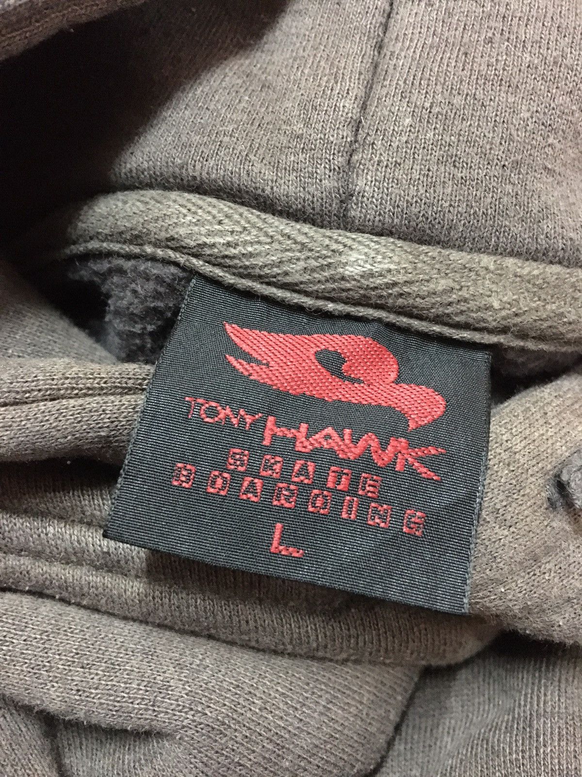 Tony Hawk SICK🔥Vintage Tony Hawk Skateboarding Faded Thrashed Hoodie Size US L / EU 52-54 / 3 - 5 Thumbnail