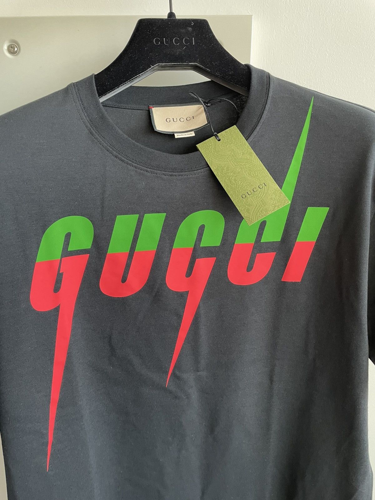 Gucci LimitedEdition Super Runway Brand New Gucci Logo Tee T-shirt Size US XL / EU 56 / 4 - 23 Thumbnail