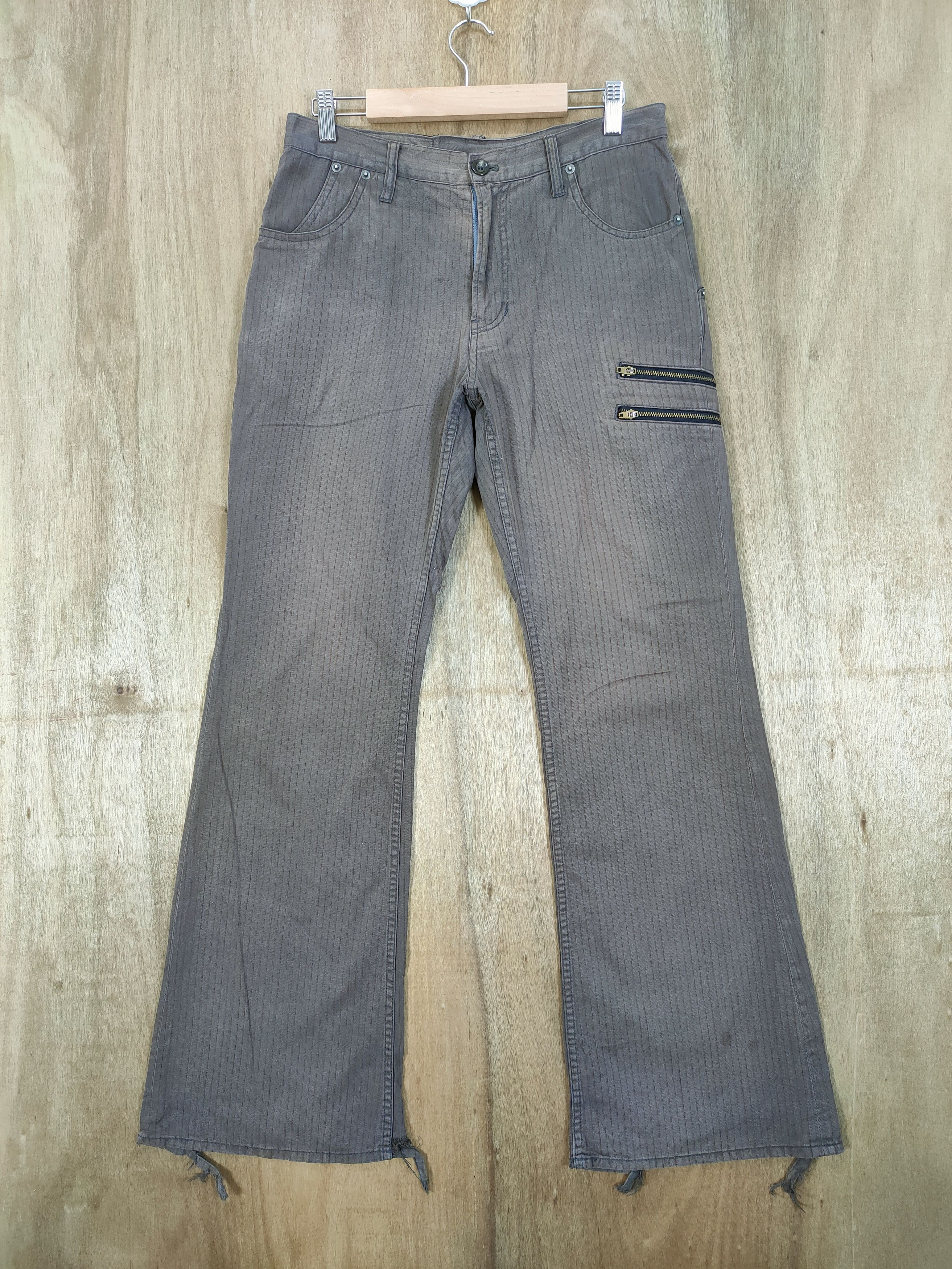 PPFM VINTAGE PPFM FADED FLARE DISTRESSED CARGO PANTS Size US 30 / EU 46 - 1 Thumbnail