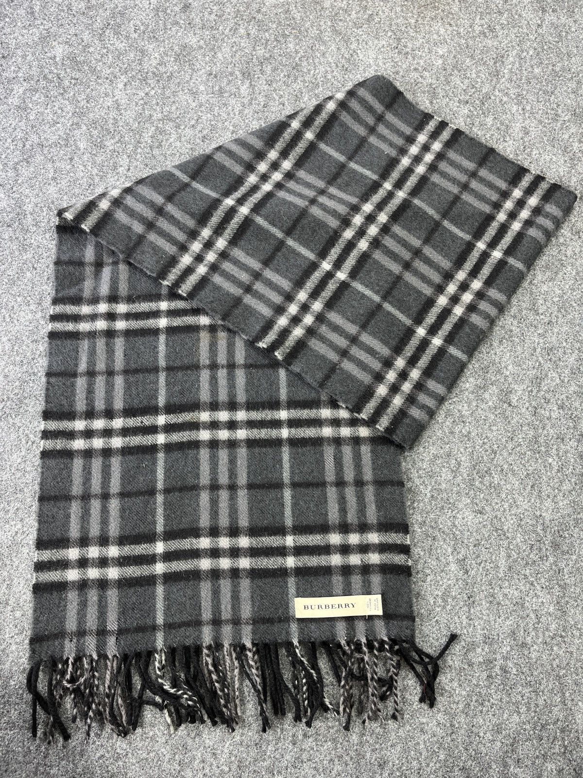 Burberry × Vintage Burberry Classic Check Cashmere Scarf T114 Size ONE SIZE - 3 Thumbnail