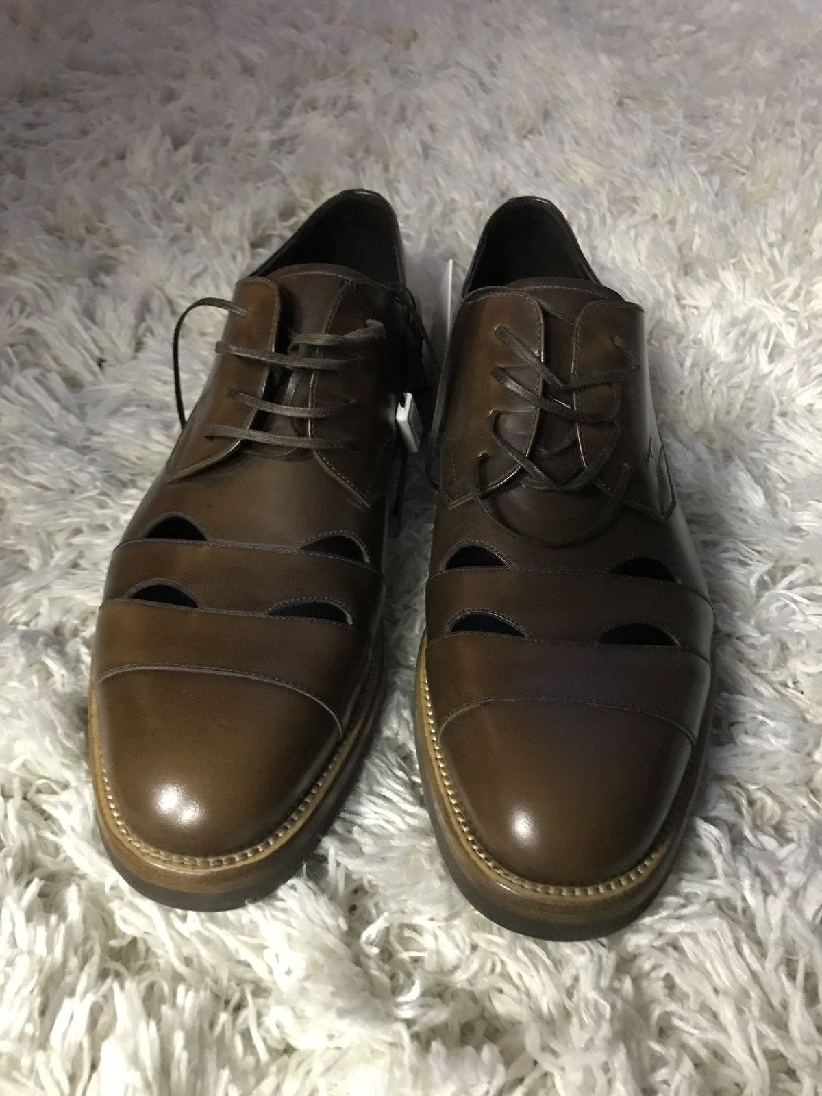 Salvatore Ferragamo SALVATORE FERRAGAMO — BRAND NEW & NEVER  display picture 2