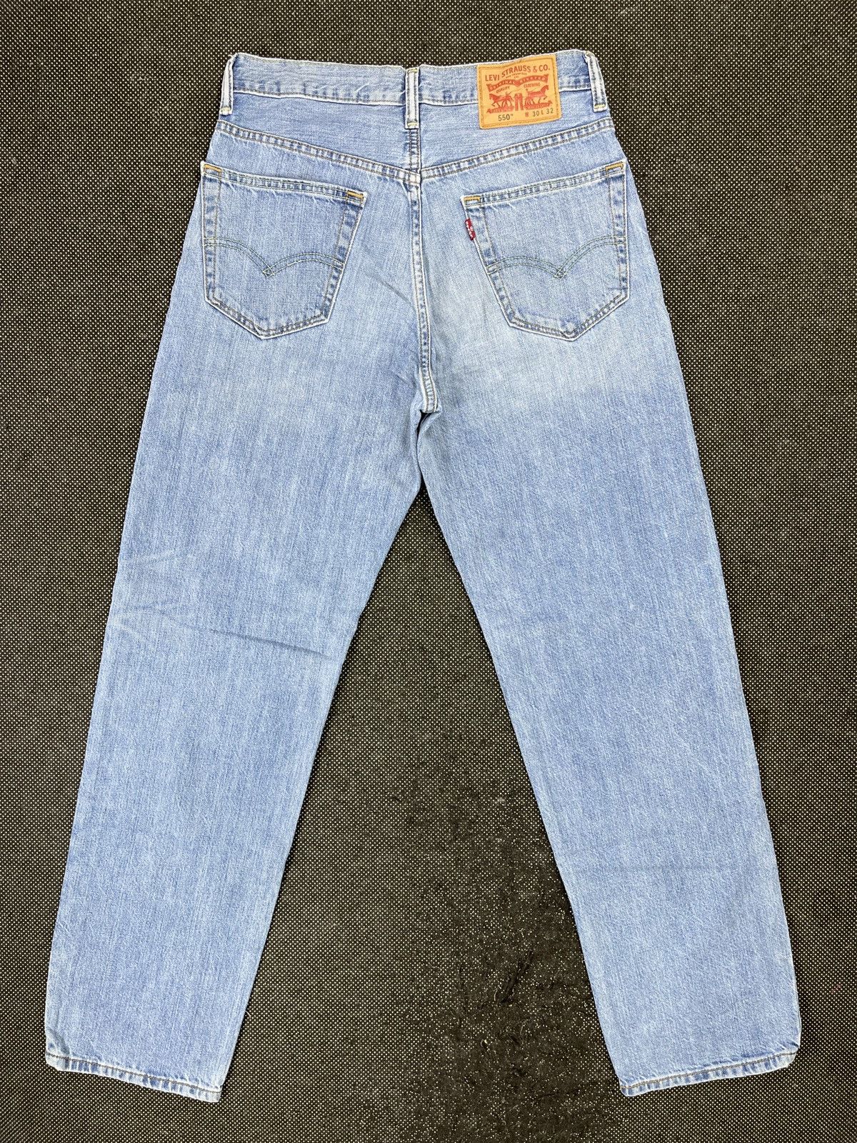 Levi's Vintage Levis 550 Light Blue Jeans - J680 Size US 30 / EU 46 - 2 Thumbnail