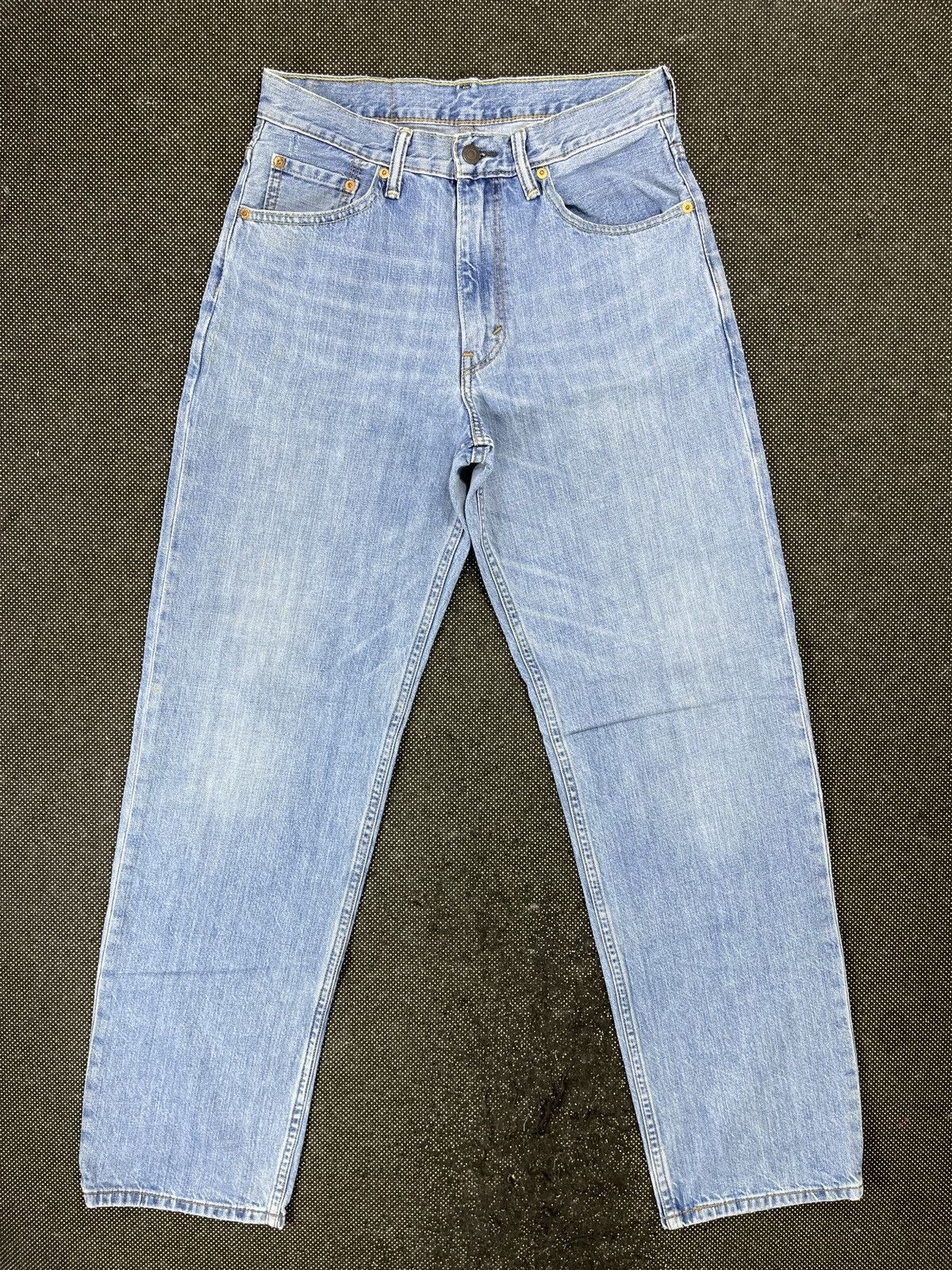 Vintage Levis 550 Light Blue Jeans - J680