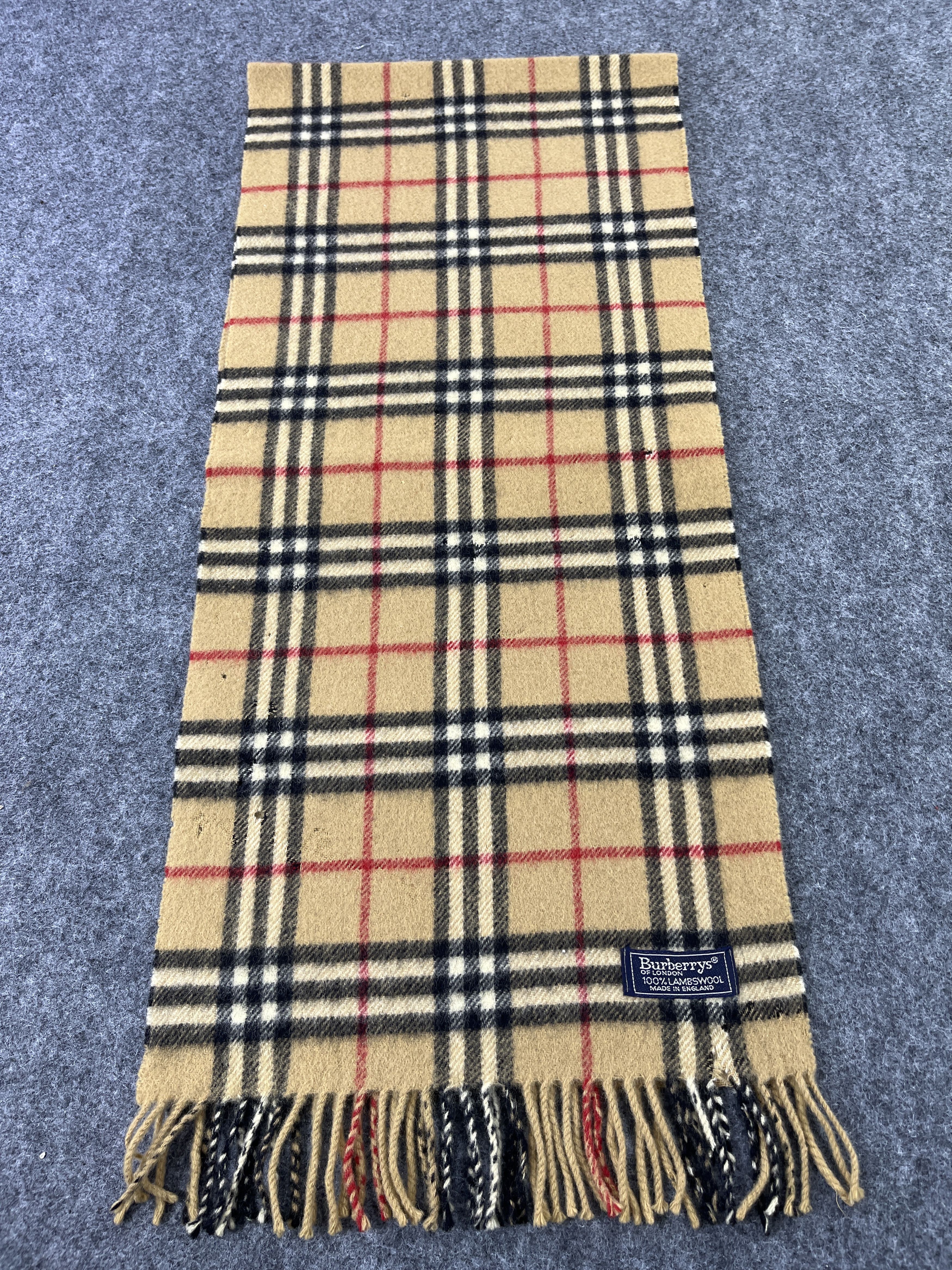 Burberry 2024 outlet scarf