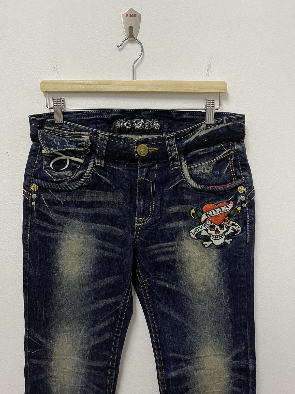 Ed Hardy × Vintage Vintage Ed Hardy X Red Pepper Big Logo Distressed Jeans Size US 34 / EU 50 - 7 Thumbnail