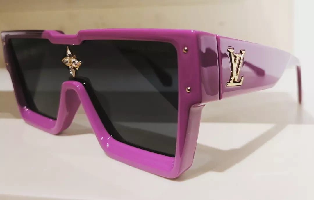 Louis Vuitton Rare Louis Vuitton Cyclone Sunglasses 2022 Size ONE SIZE - 2 Thumbnail