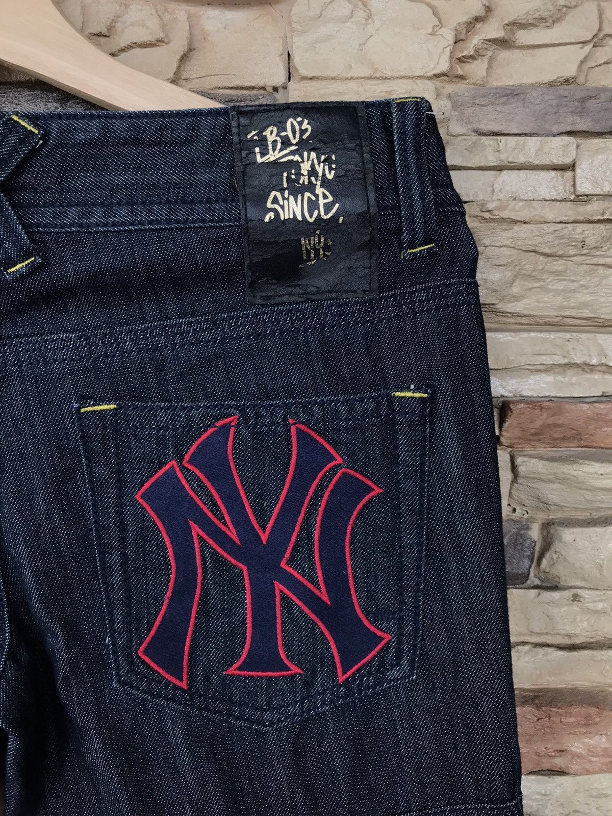 MLB Vintage MLB New York Distressed Jeans Size US 32 / EU 48 - 11 Thumbnail