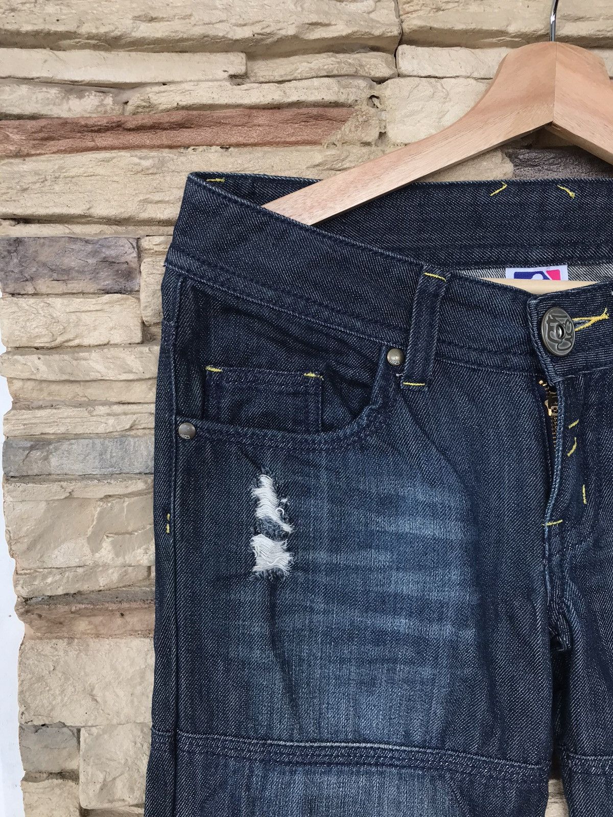 MLB Vintage MLB New York Distressed Jeans Size US 32 / EU 48 - 3 Thumbnail