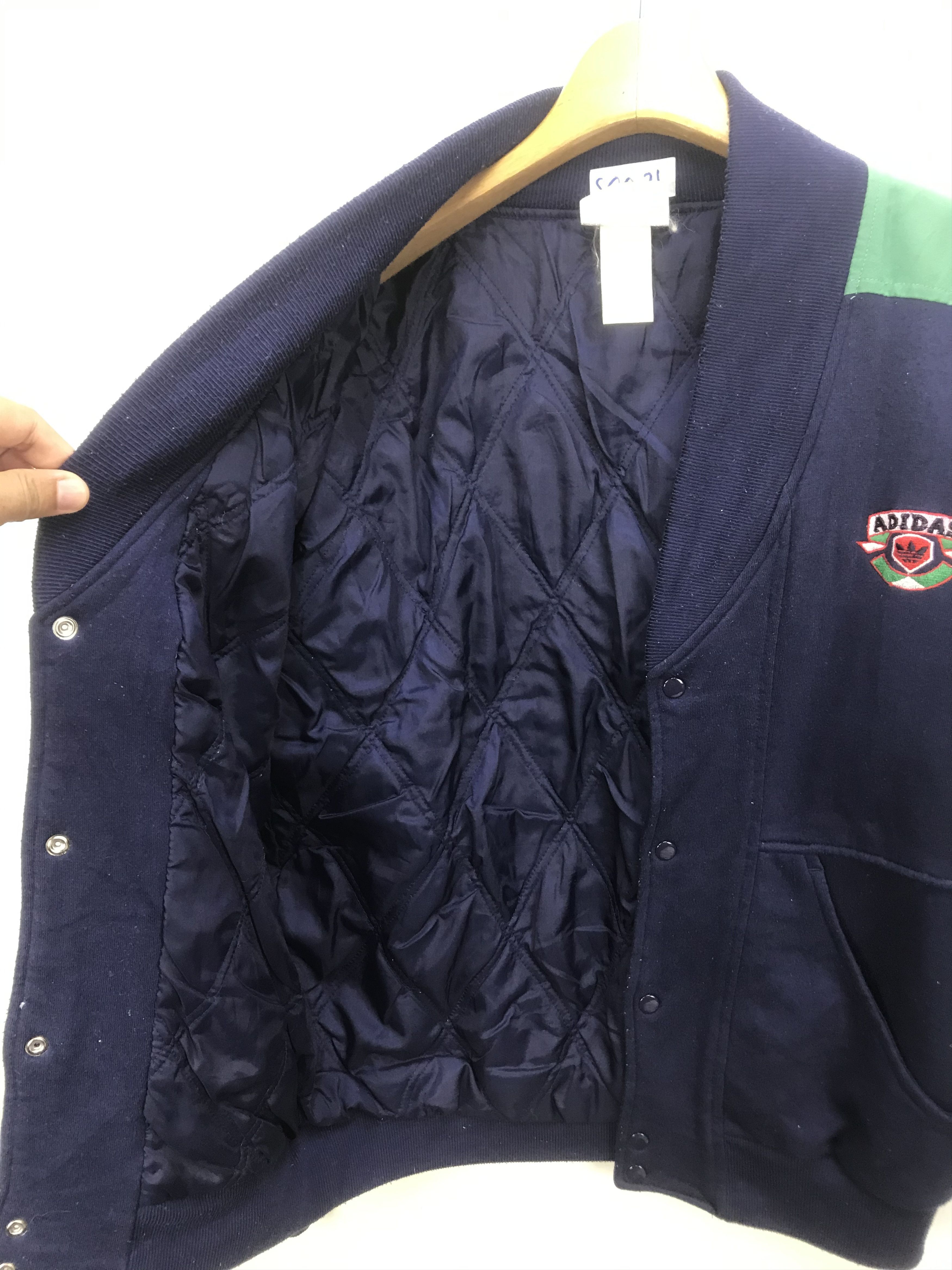 Adidas VINTAGE ADIDAS RARE DESIGN JACKET Size US M / EU 48-50 / 2 - 8 Thumbnail