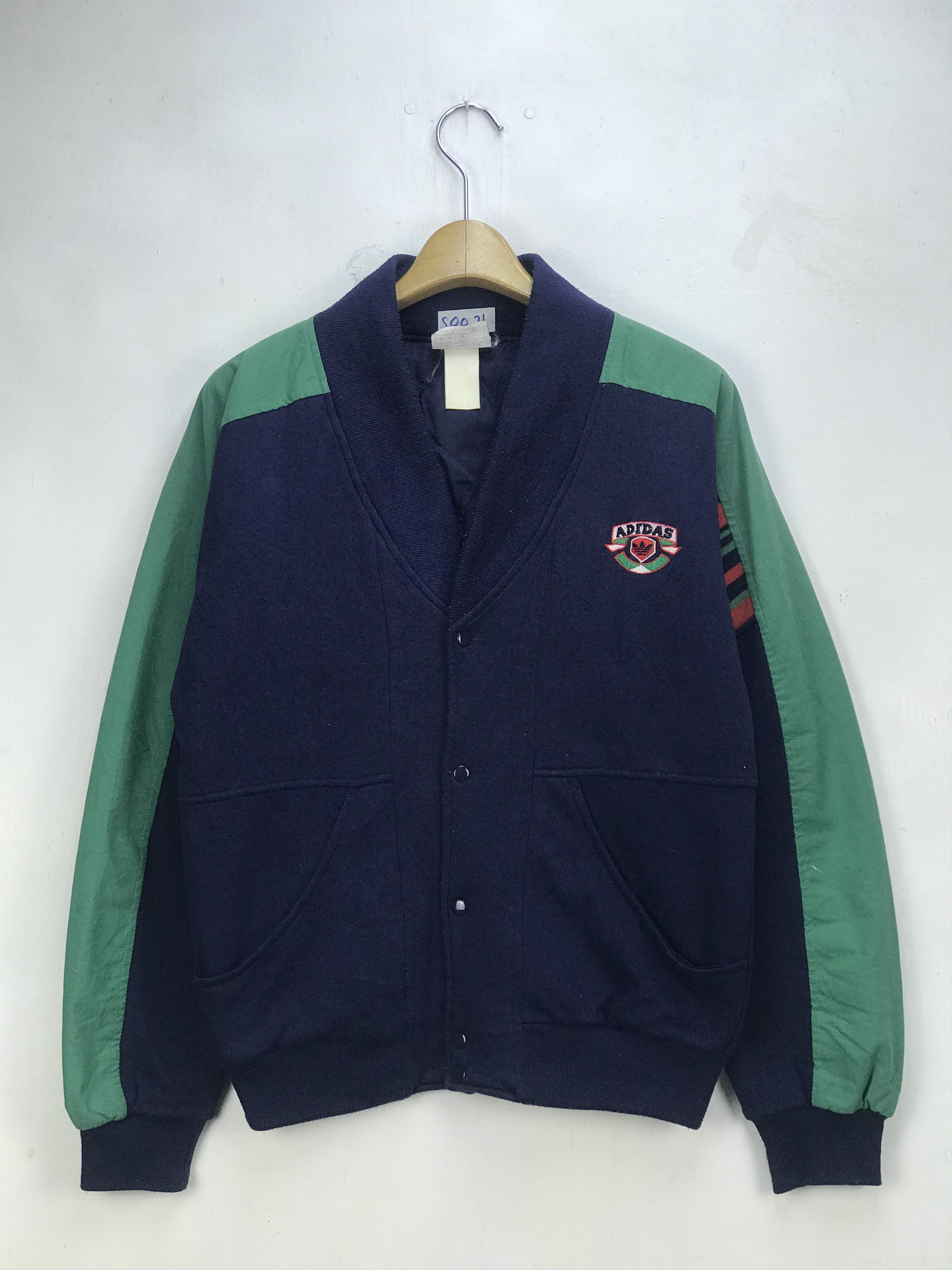 Adidas VINTAGE ADIDAS RARE DESIGN JACKET Size US M / EU 48-50 / 2 - 2 Thumbnail
