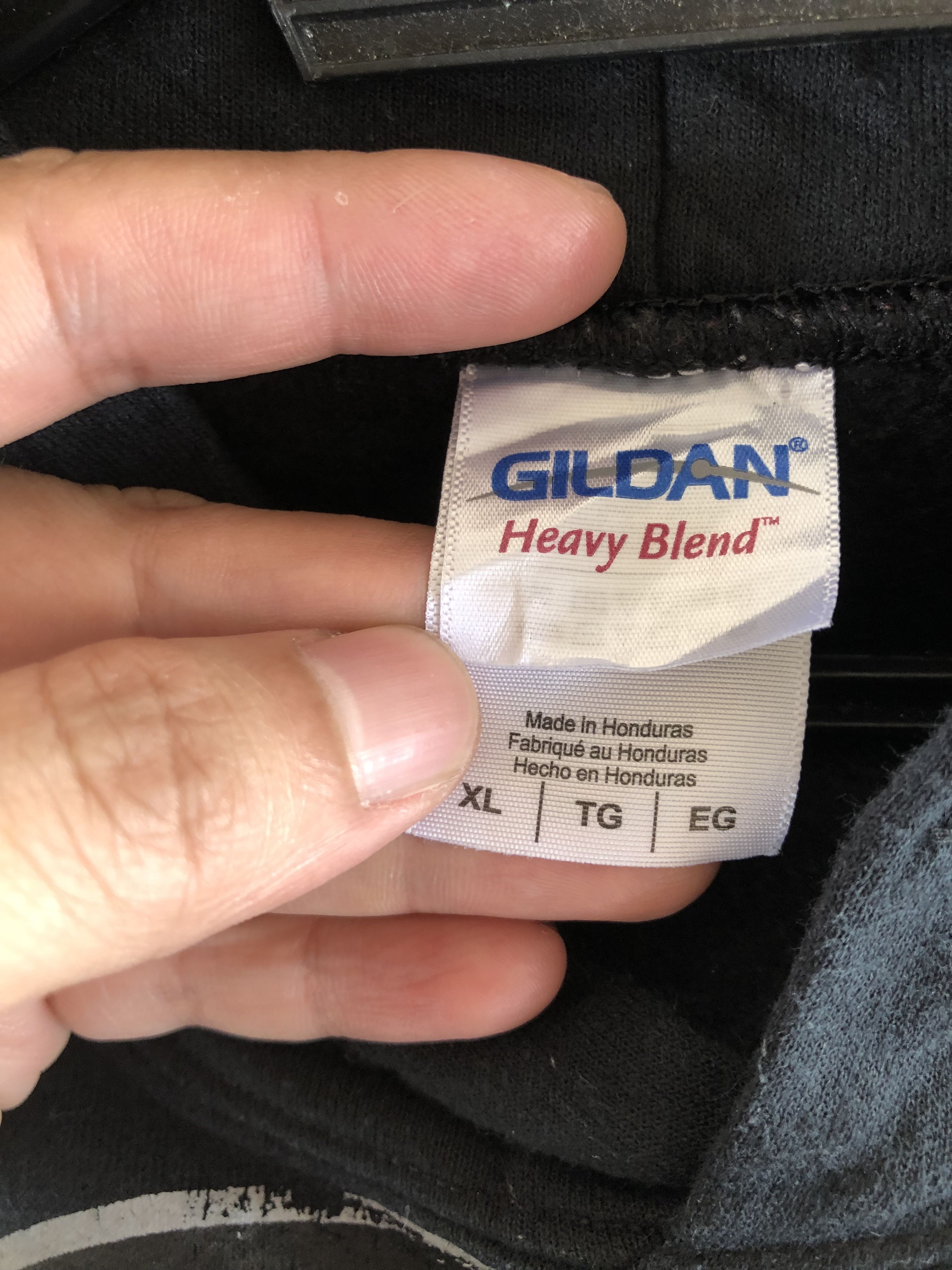 Disney × Gildan ALADDIN’S JASMINE WILD ACT SMOKING BAGGY HOODIE Size US L / EU 52-54 / 3 - 5 Thumbnail
