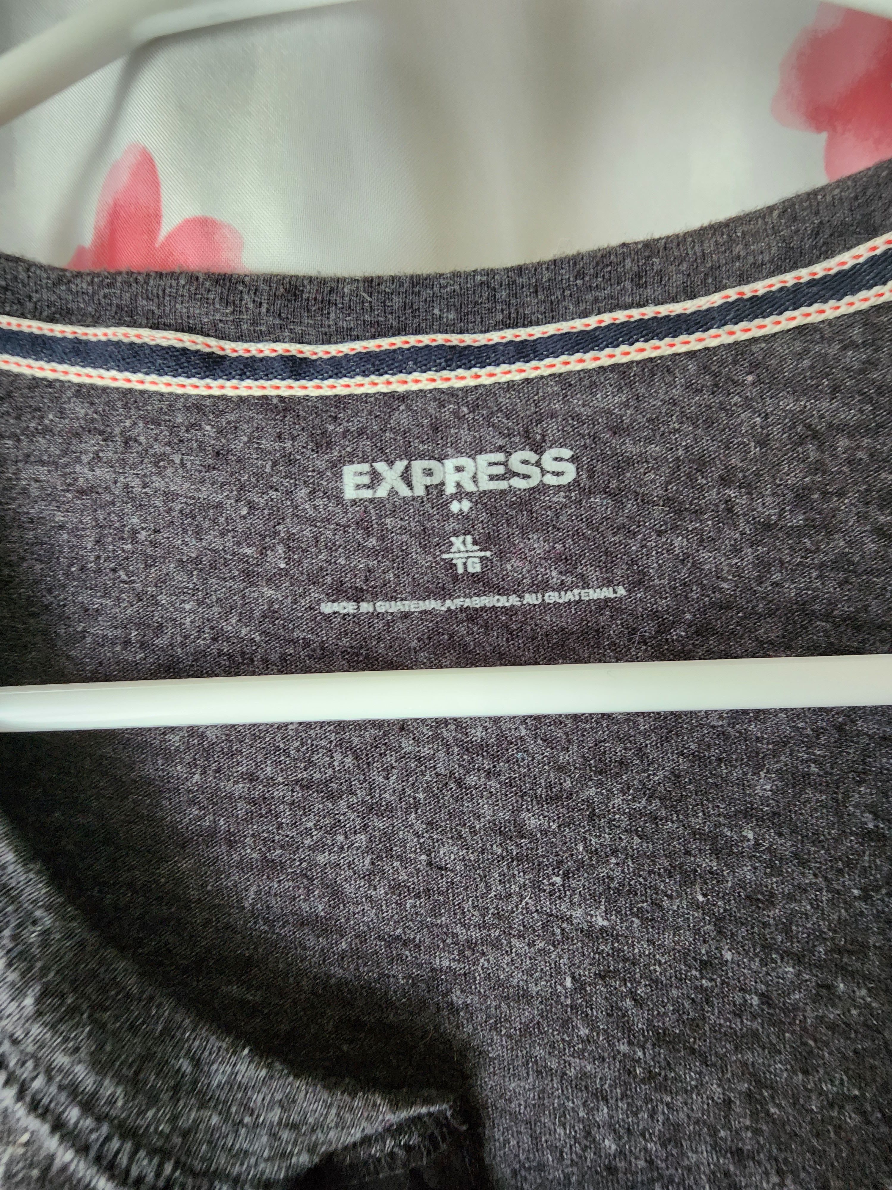 Express Express Dark Gray Henley Roll Up Long Sleeve Shirt Size XL Size US XL / EU 56 / 4 - 2 Thumbnail