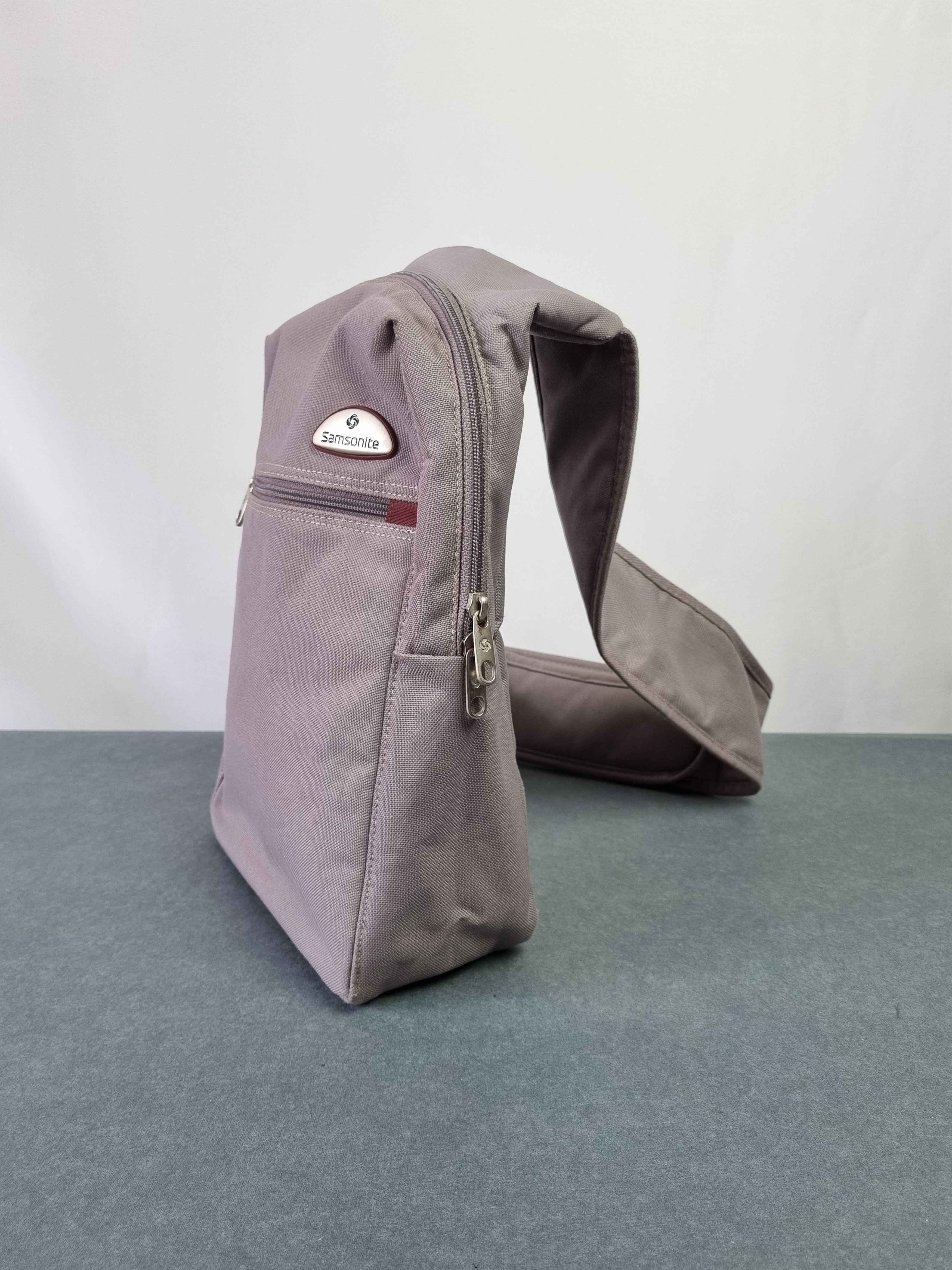 Samsonite Rare Samsonite Sling Backpack Oakley Style Size ONE SIZE - 2 Thumbnail