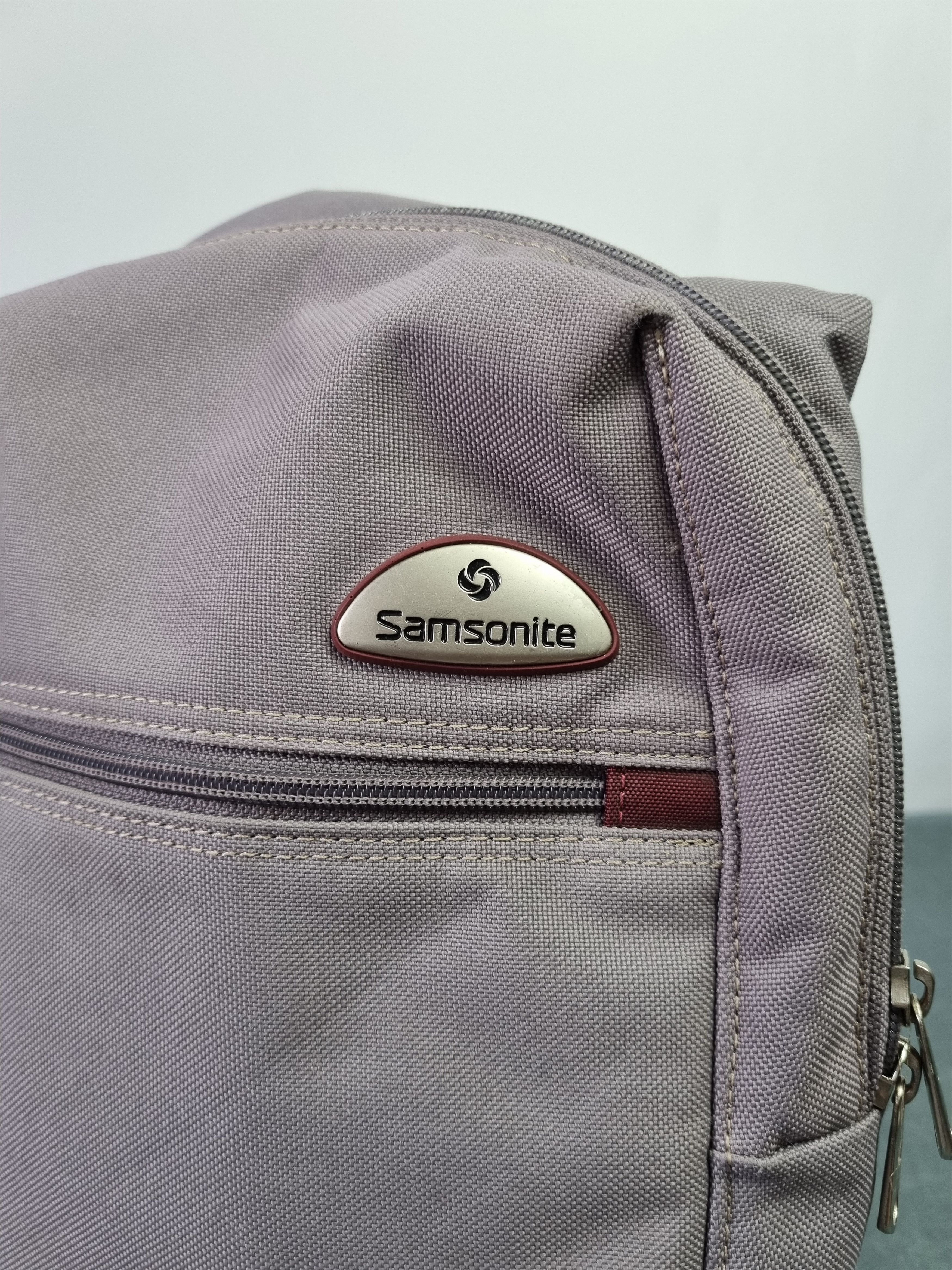 Samsonite Rare Samsonite Sling Backpack Oakley Style Size ONE SIZE - 11 Thumbnail