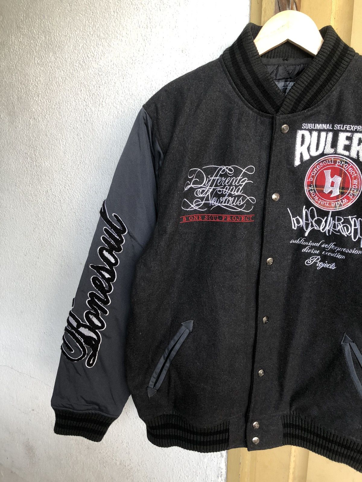Japanese Brand Vintage B One Soul Project 'Stay Gold' Wool Varsity Jackets Size US XL / EU 56 / 4 - 4 Thumbnail