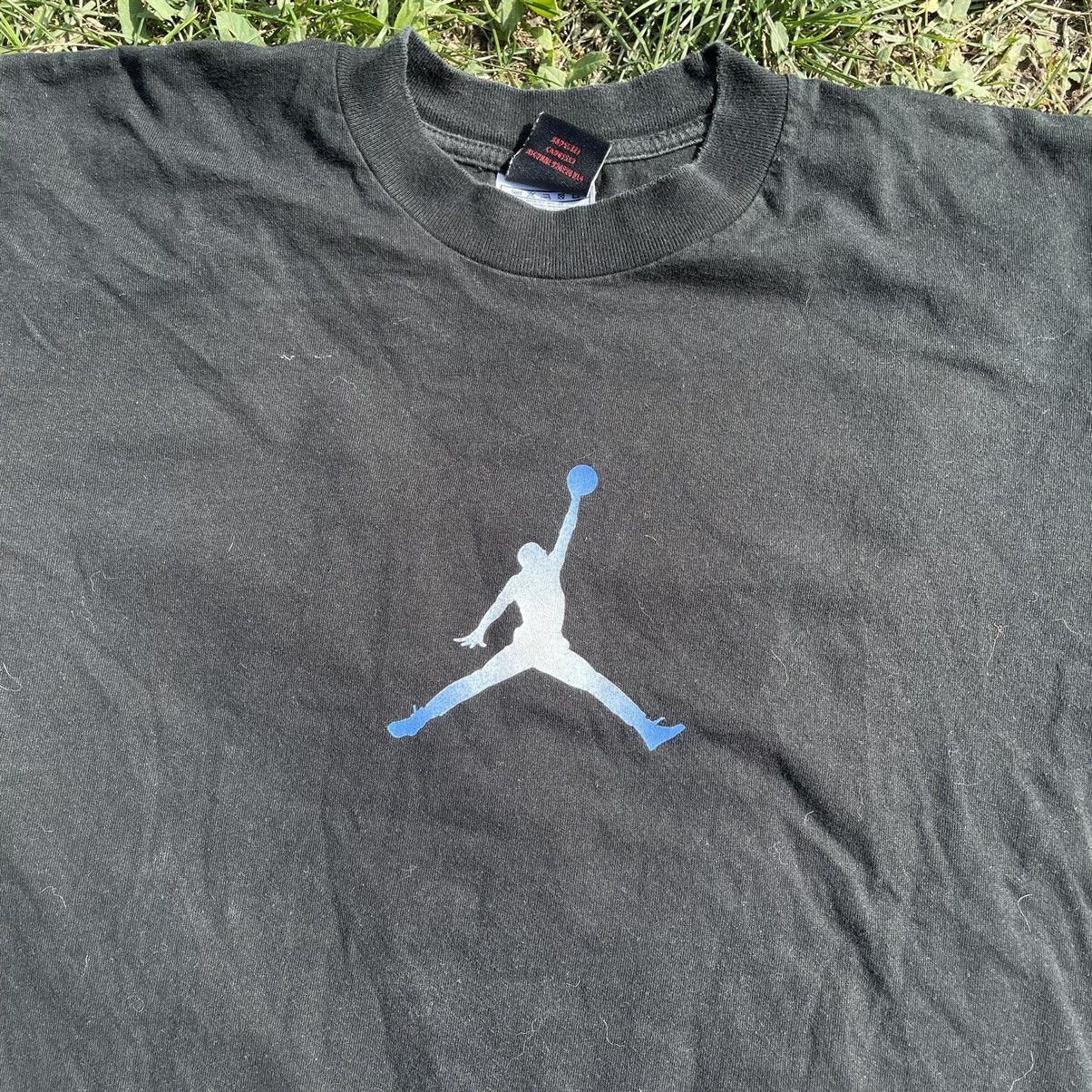 Vintage Vintage 90s Jordan Logo Graphic Tee Streetwear Black Baggy S Size US S / EU 44-46 / 1 - 4 Thumbnail