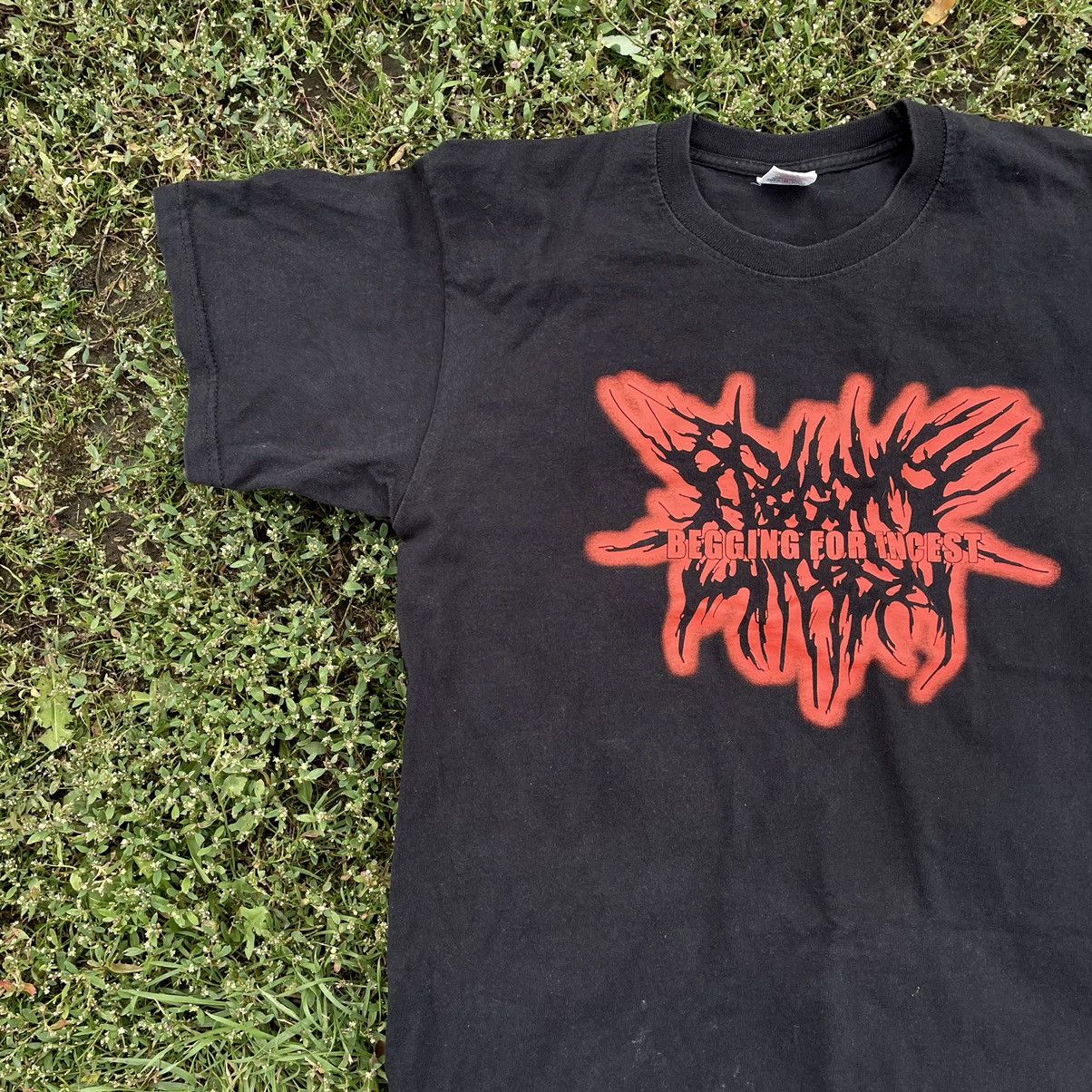 Vintage Vintage Y2K Horror Band Graphic Tee Grunge Punk Black Slim L Size US L / EU 52-54 / 3 - 3 Thumbnail