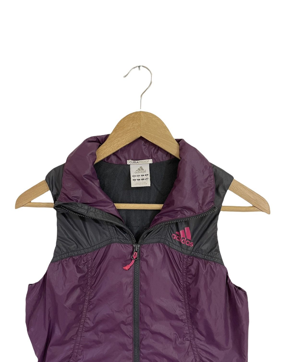 Adidas Rare!! Light Jacket Sportwear Adidas vest jacket Size M / US 6-8 / IT 42-44 - 4 Thumbnail