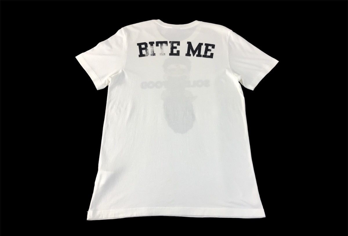 Nike Nike Picture Logo Bite Me Shoes Tee Size US M / EU 48-50 / 2 - 2 Thumbnail