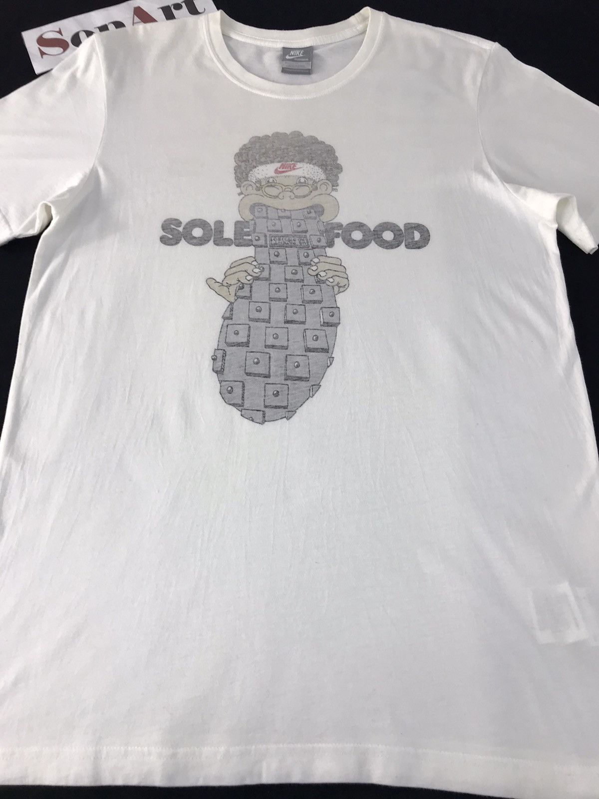 Nike Nike Picture Logo Bite Me Shoes Tee Size US M / EU 48-50 / 2 - 3 Thumbnail