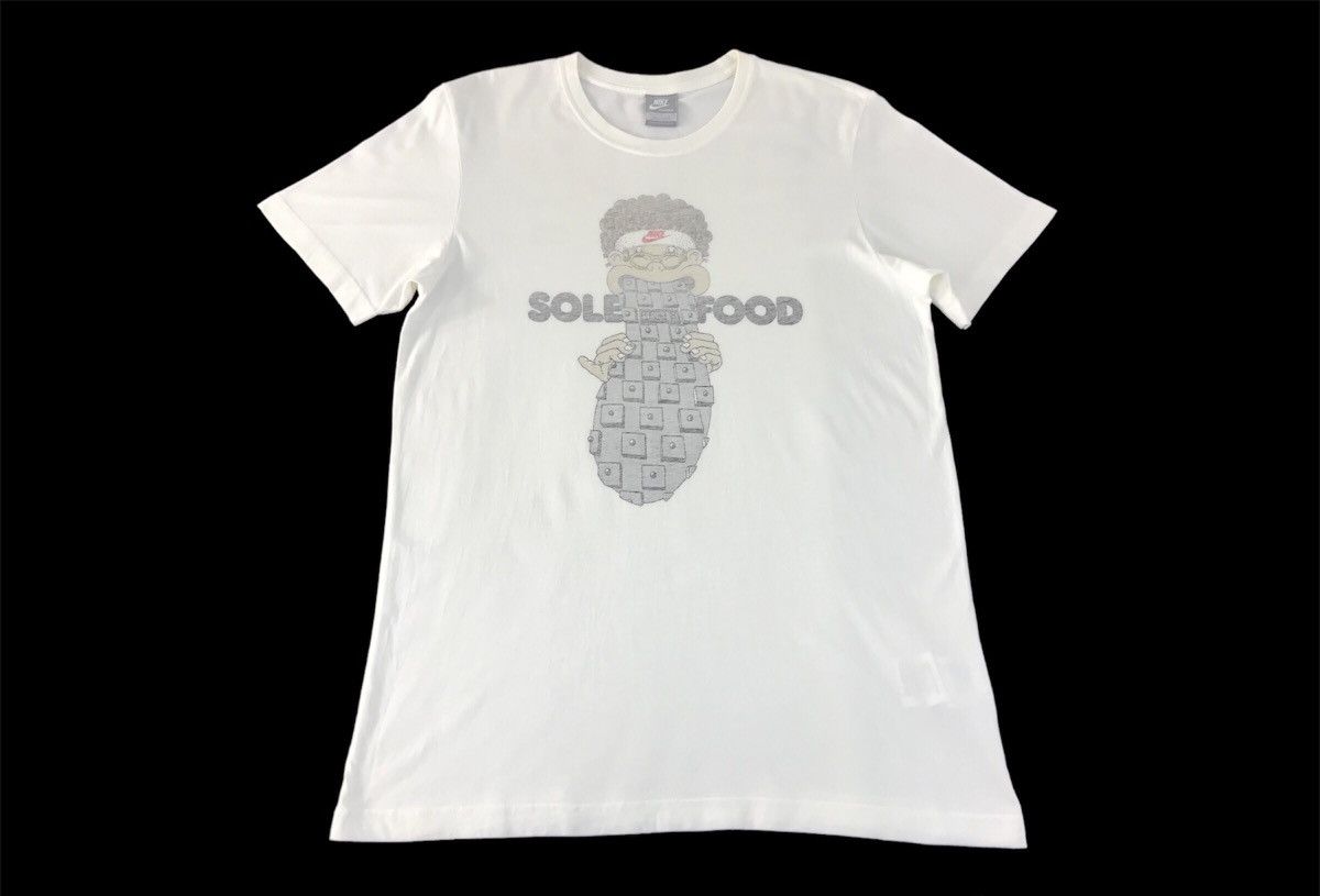 Nike Nike Picture Logo Bite Me Shoes Tee Size US M / EU 48-50 / 2 - 1 Thumbnail