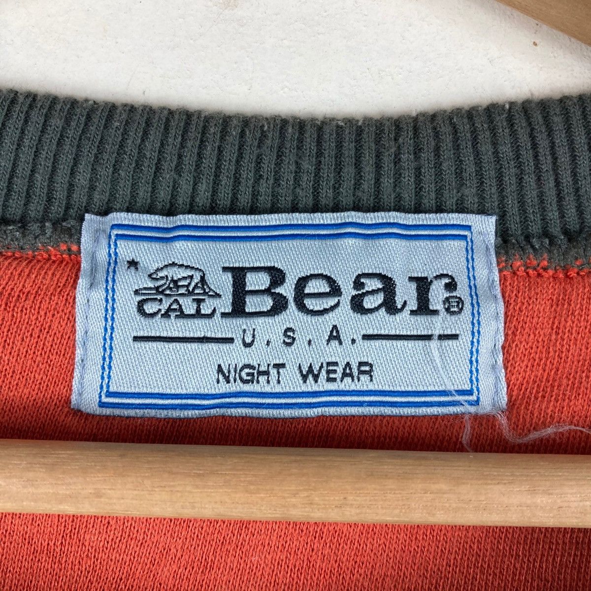 Vintage Vintage SWEATSHIRT CAL BEAR pullover jumper Size US M / EU 48-50 / 2 - 6 Thumbnail
