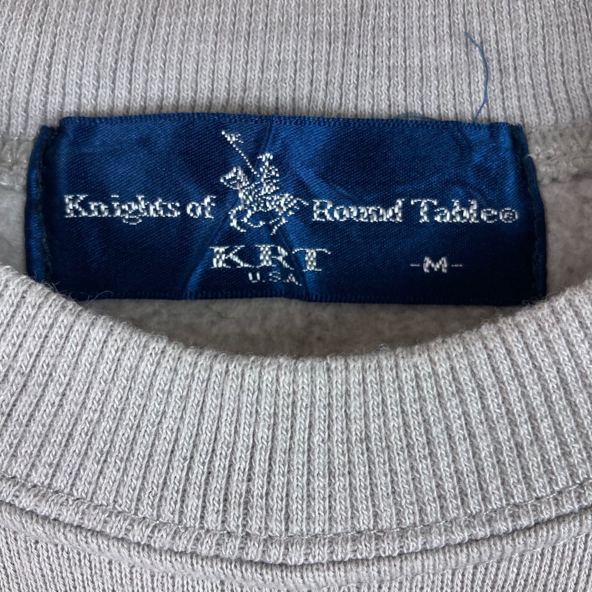Vintage SWEATSHIRT KNIGHT of ROUND TABLE pullover jumper Size US M / EU 48-50 / 2 - 4 Thumbnail