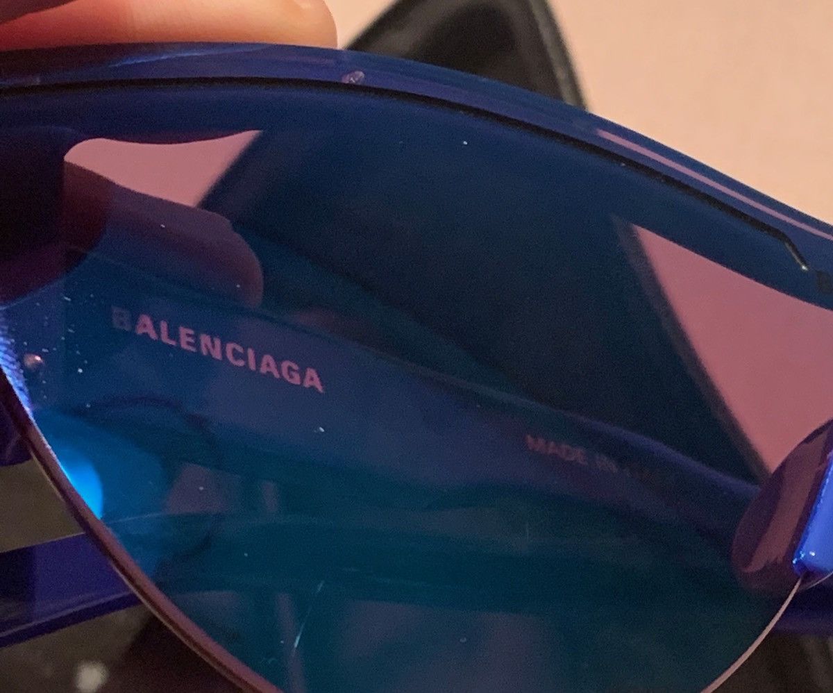 Balenciaga *RARE* Balenciaga Mirrored Blue Sunglasses Size ONE SIZE - 7 Thumbnail