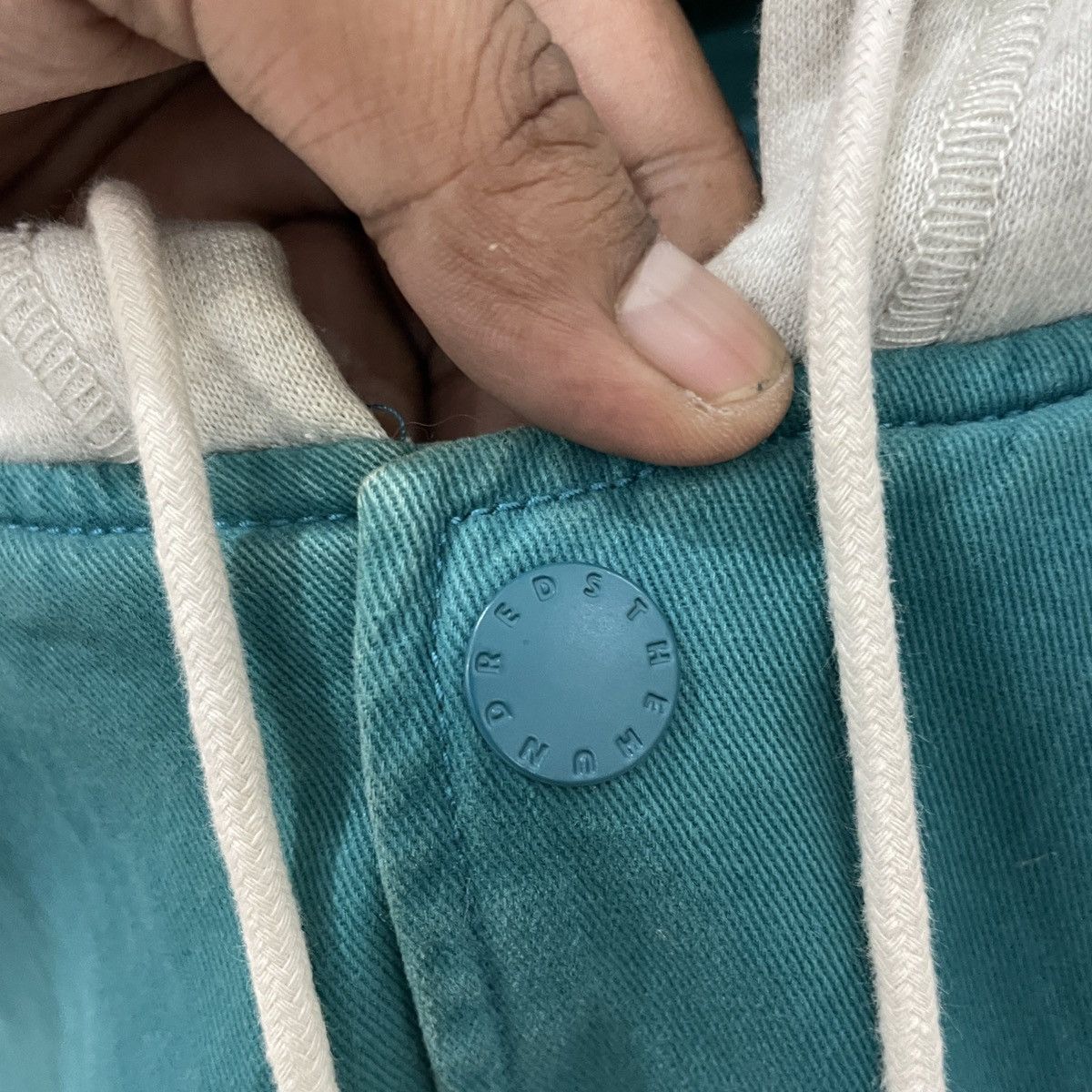 American Apparel Vintage The Hundreds Embroidery Logo Hoodies Jacket Size US L / EU 52-54 / 3 - 7 Thumbnail