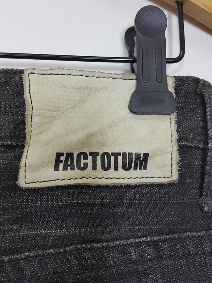FACTOTUM FACTOTUM Black Bootcut Jeans Pant Size US 29 - 12 Thumbnail