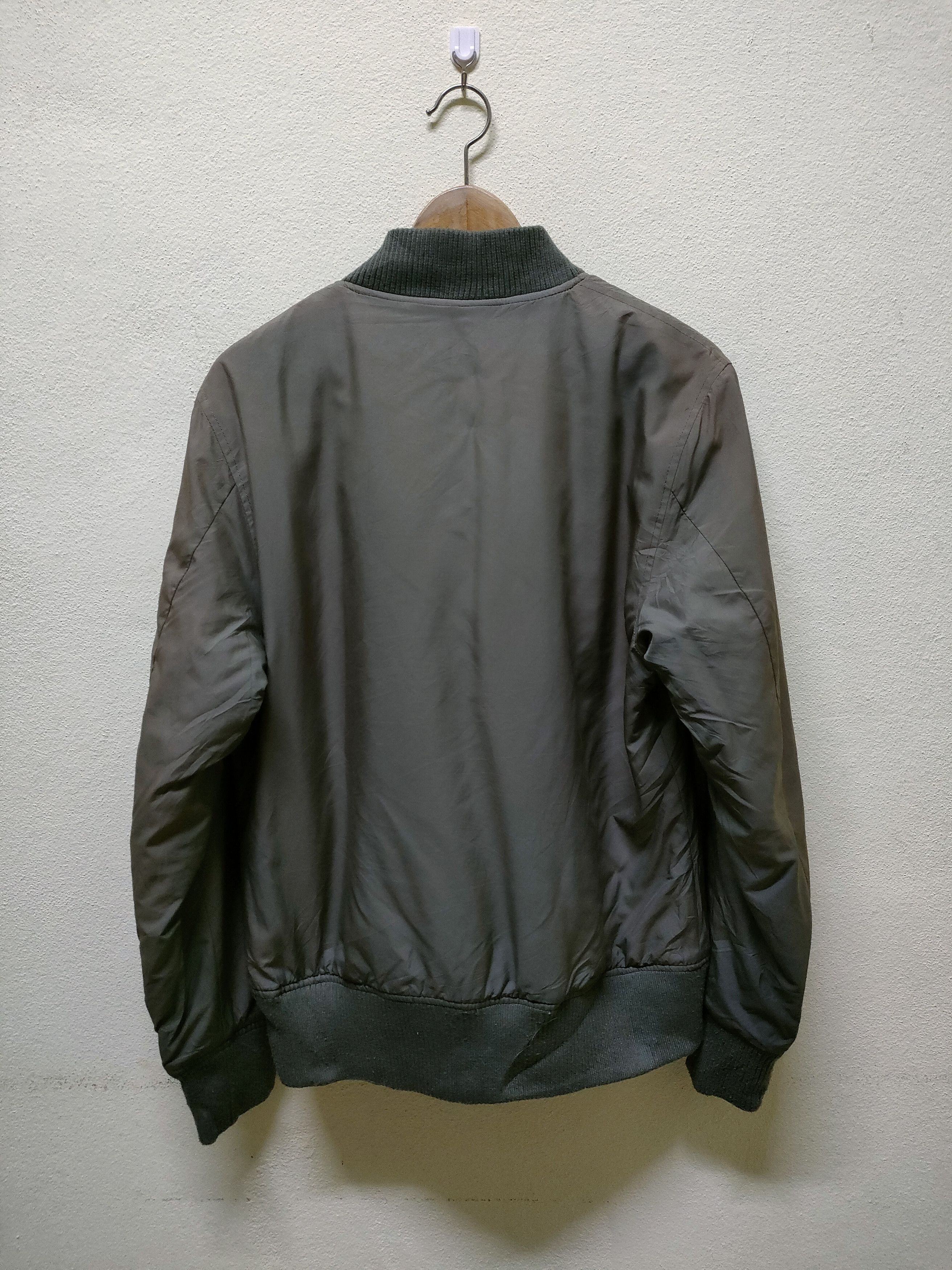 United Arrows 🔥 Steals 🔥 United Arrows Thinsulate Bomber Jacket Size US M / EU 48-50 / 2 - 4 Thumbnail
