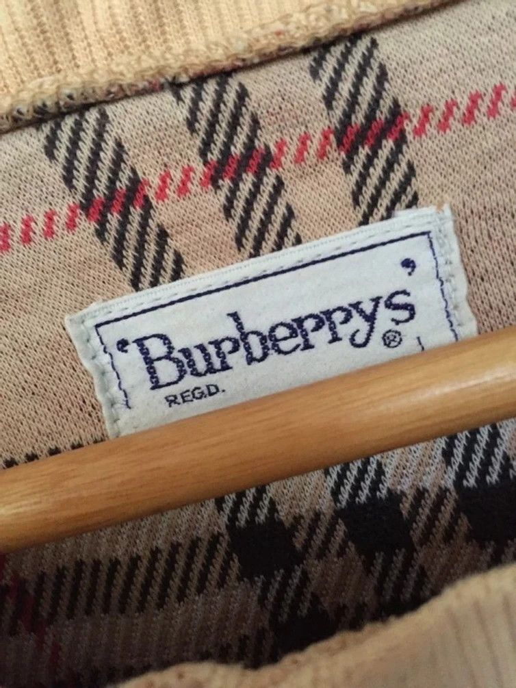 Burberry RARE VINTAGE DISTRESSED BURBERRY NOVACHECK SWEATSHIRT Size US L / EU 52-54 / 3 - 6 Thumbnail