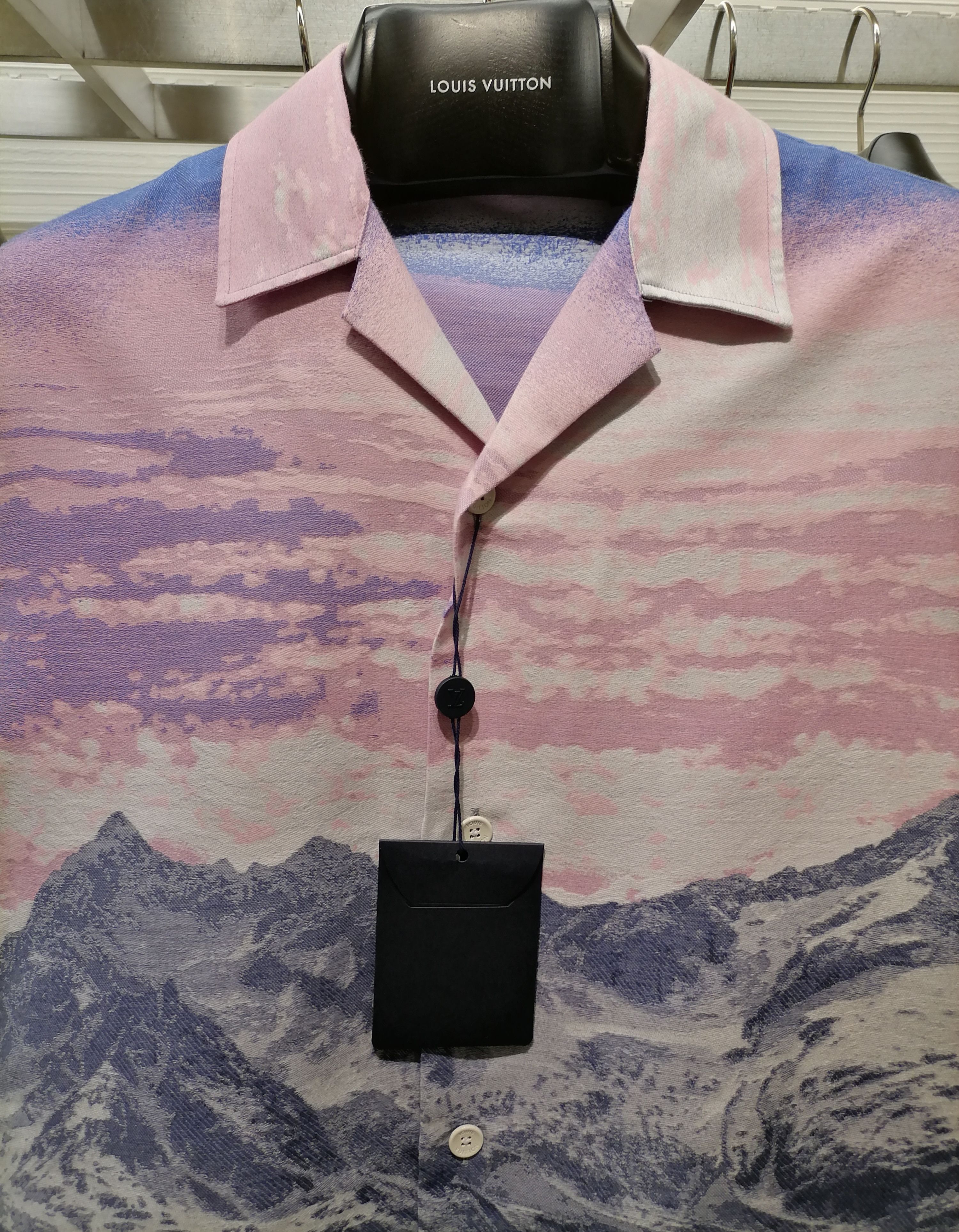 Louis Vuitton LOUIS VUITTON LANDSCAPE HAWAIIAN SHIRT Size US S / EU 44-46 / 1 - 5 Thumbnail