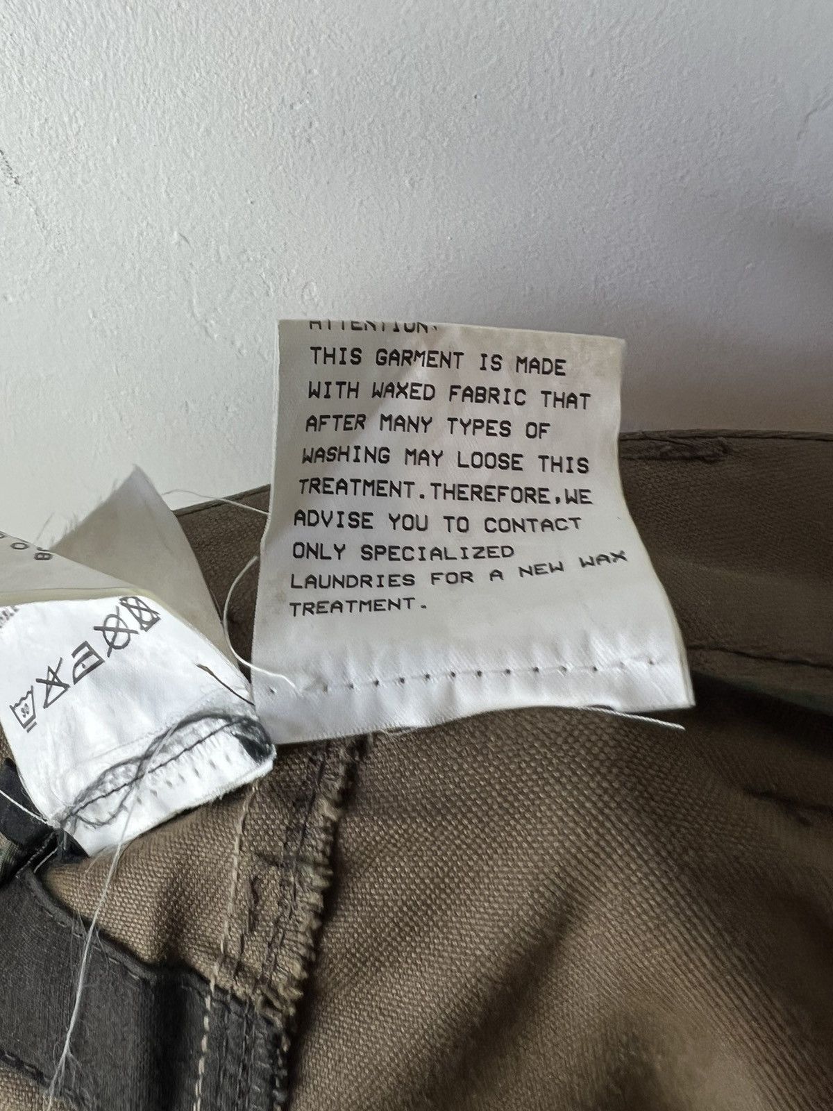 Neil Barrett Neil barrett waxed cargo pants Size US 34 / EU 50 - 6 Thumbnail