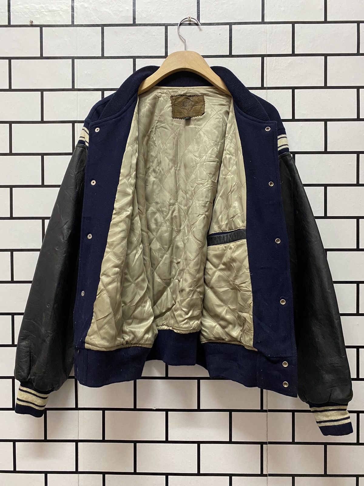 Golden Bear × Vintage Vintage 90’s Bears Surf Boards leather Wool Varsity Jacket Size US M / EU 48-50 / 2 - 11 Thumbnail