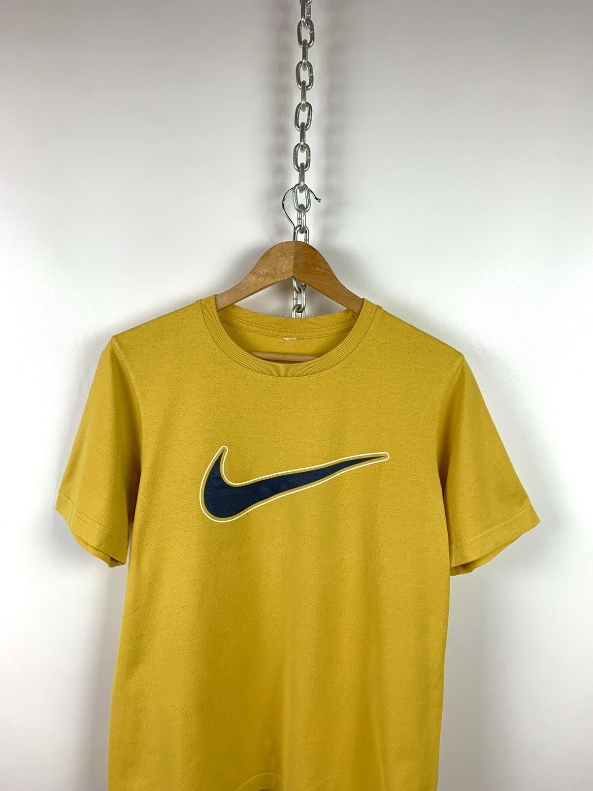 Nike × Vintage Vintage Nike Big Swoosh Yellow T-Shirt Size US S / EU 44-46 / 1 - 2 Thumbnail