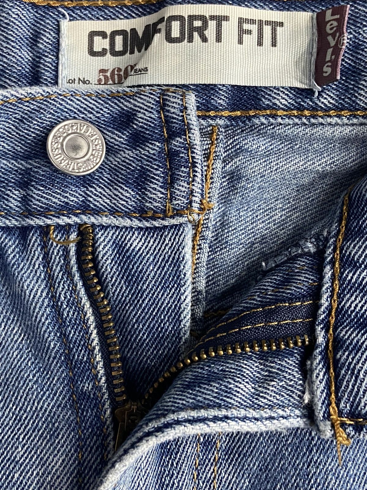 Levi's × Vintage Vintage Levi’s 560 Comfort Fit Blue Wash Denim Pants Size US 40 / EU 56 - 16 Thumbnail