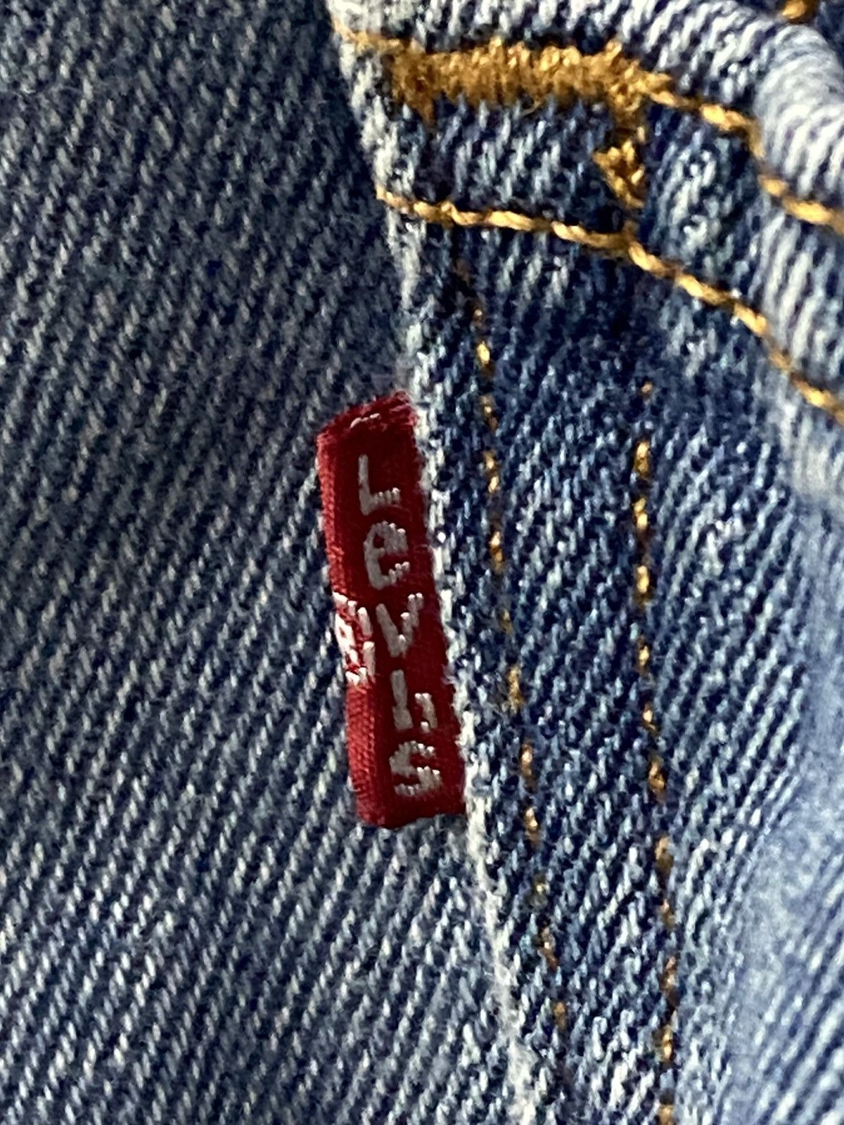 Levi's × Vintage Vintage Levi’s 560 Comfort Fit Blue Wash Denim Pants Size US 40 / EU 56 - 14 Thumbnail