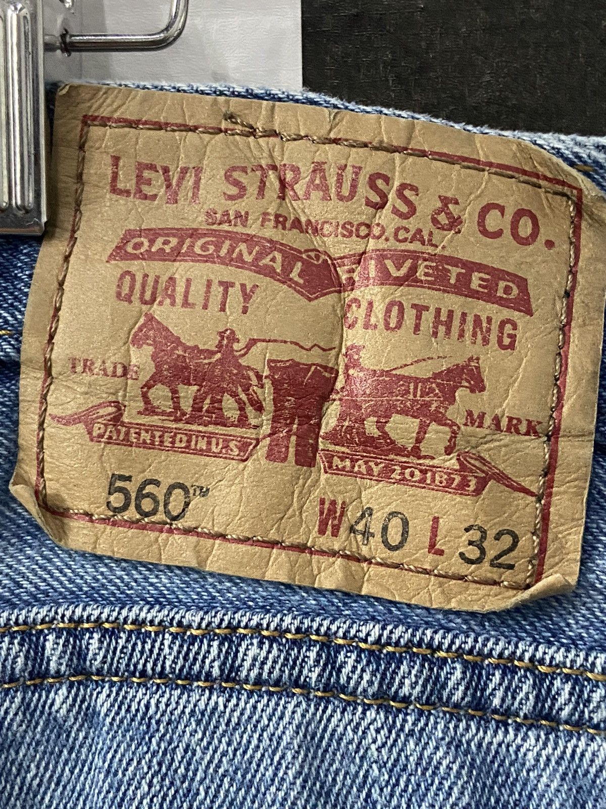Levi's × Vintage Vintage Levi’s 560 Comfort Fit Blue Wash Denim Pants Size US 40 / EU 56 - 15 Thumbnail