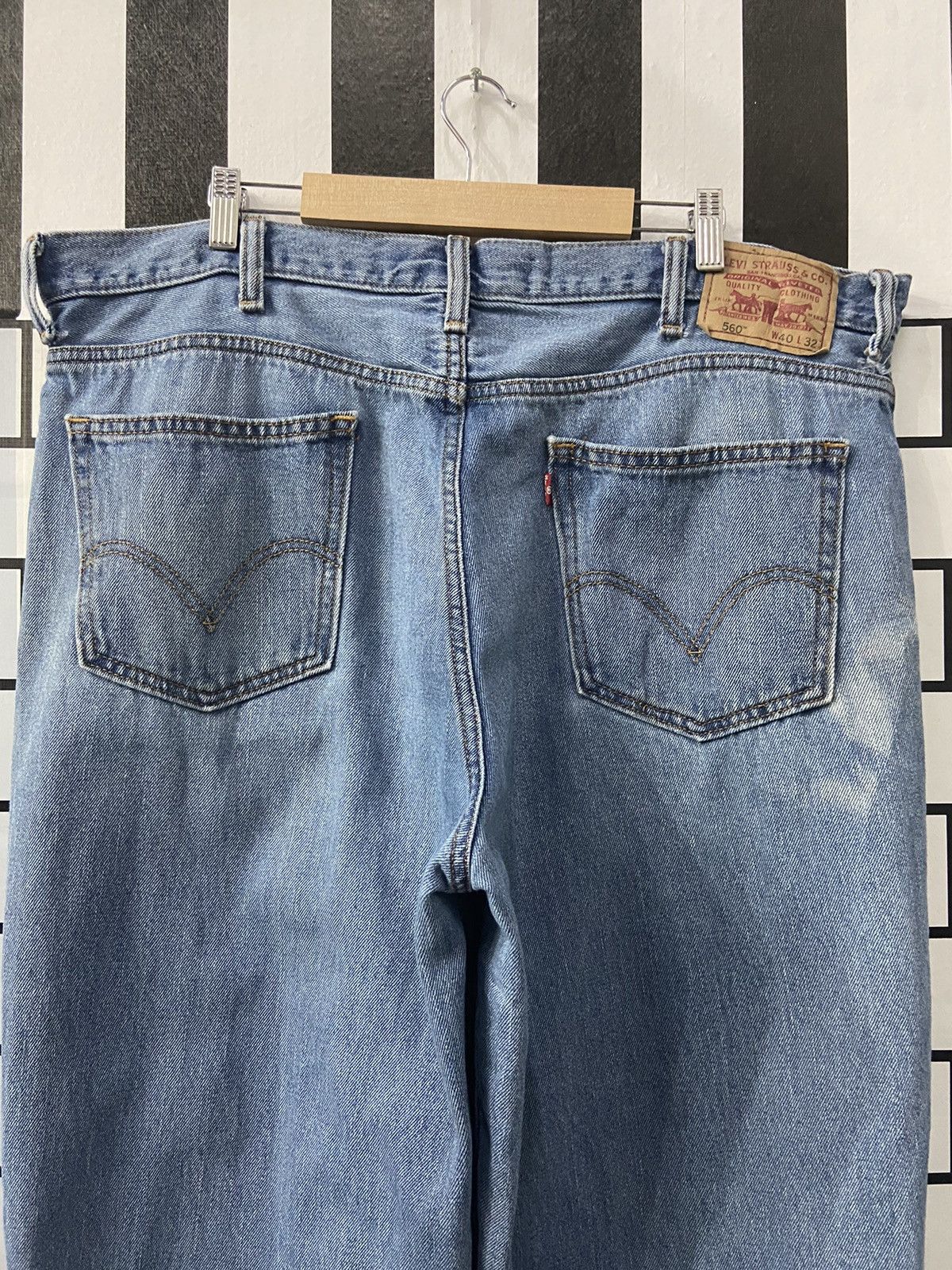 Levi's × Vintage Vintage Levi’s 560 Comfort Fit Blue Wash Denim Pants Size US 40 / EU 56 - 8 Thumbnail