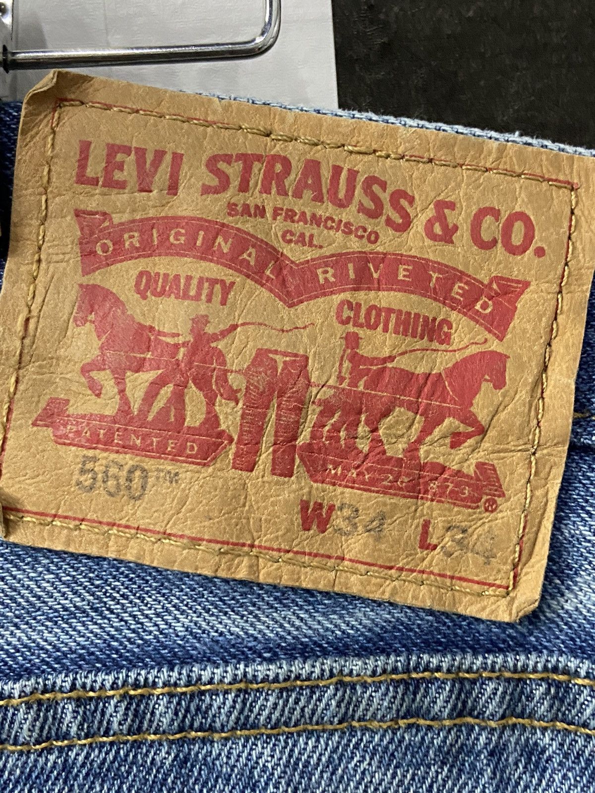 Levi's × Vintage Vintage Levi’s 560 Dirty Relaxed Fit Blue Wash Denim Pants Size US 34 / EU 50 - 18 Thumbnail