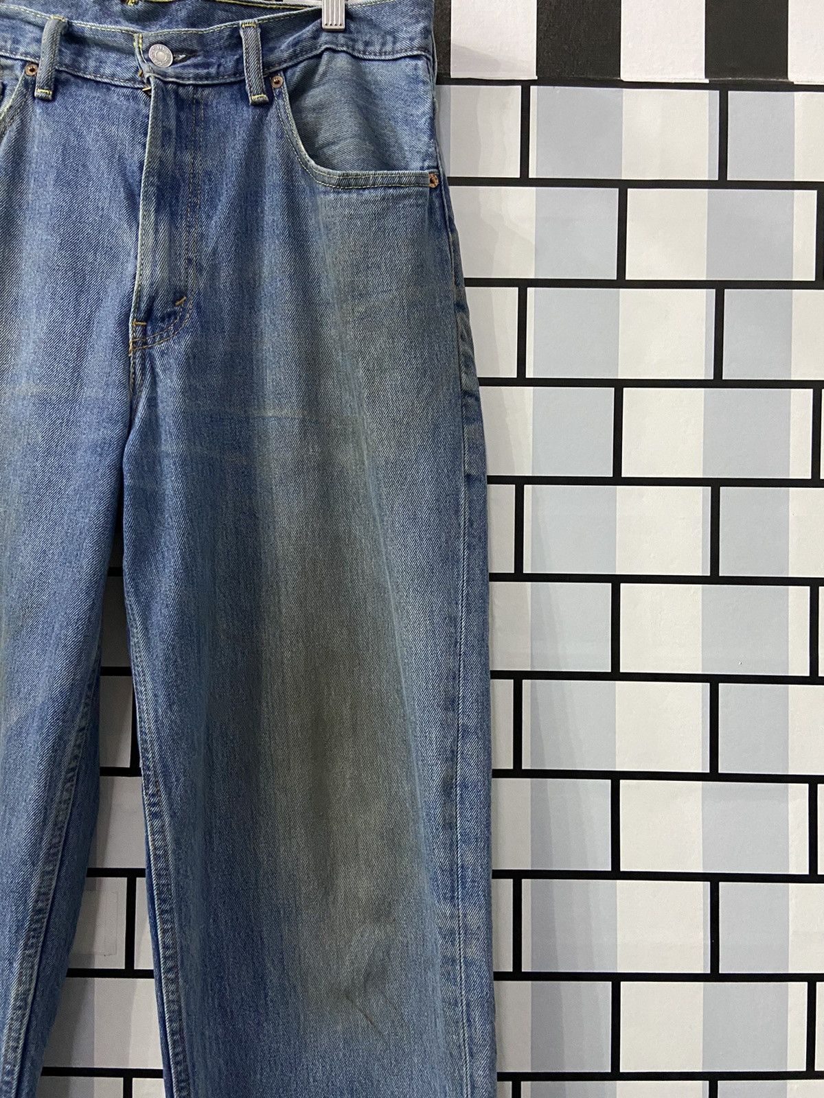 Levi's × Vintage Vintage Levi’s 560 Dirty Relaxed Fit Blue Wash Denim Pants Size US 34 / EU 50 - 8 Thumbnail