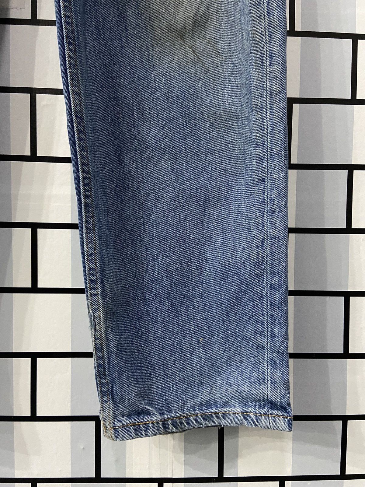 Levi's × Vintage Vintage Levi’s 560 Dirty Relaxed Fit Blue Wash Denim Pants Size US 34 / EU 50 - 6 Thumbnail