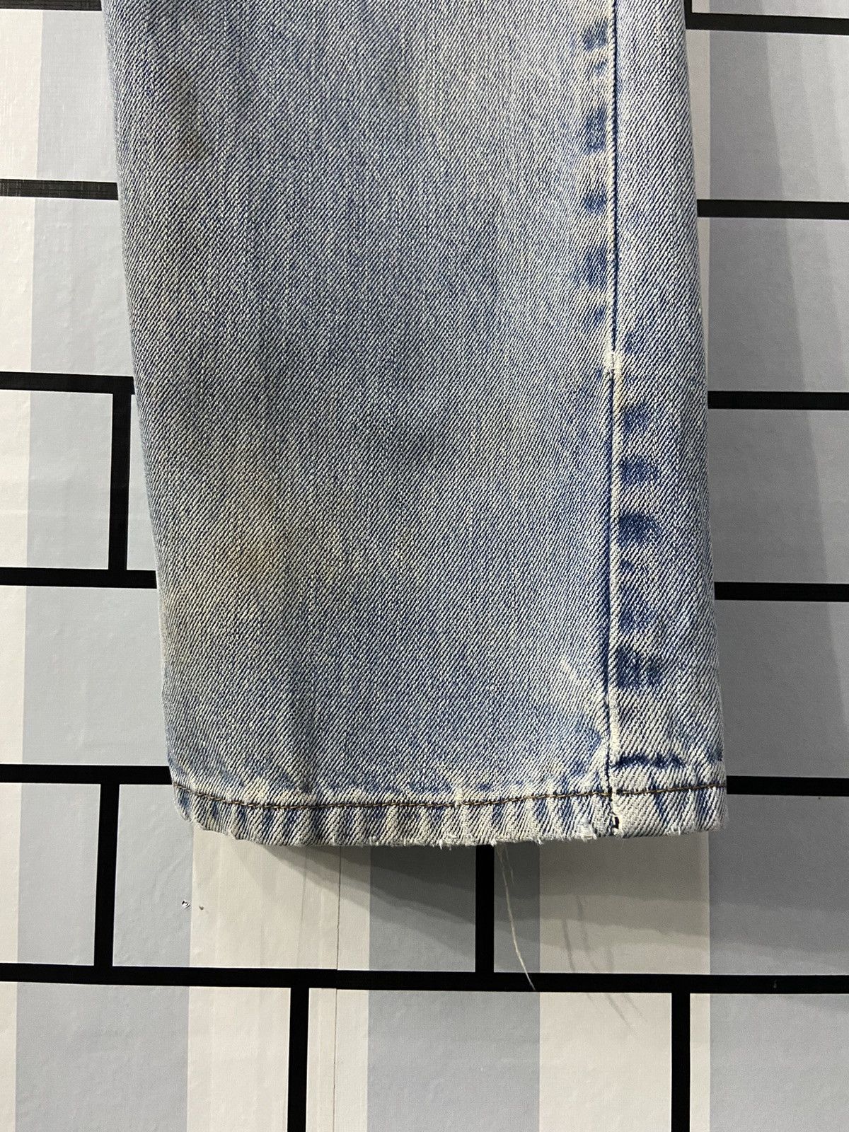 Levi's × Vintage Vintage Levi’s 505 Distressed Regular Fit Denim Pants Size US 34 / EU 50 - 4 Thumbnail