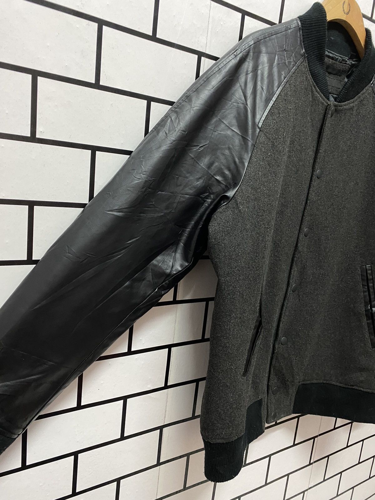 Japanese Brand × Uniqlo Vintage Uniqlo Varsity Jacket Faux Leather Varsity Jacket Size US L / EU 52-54 / 3 - 5 Thumbnail