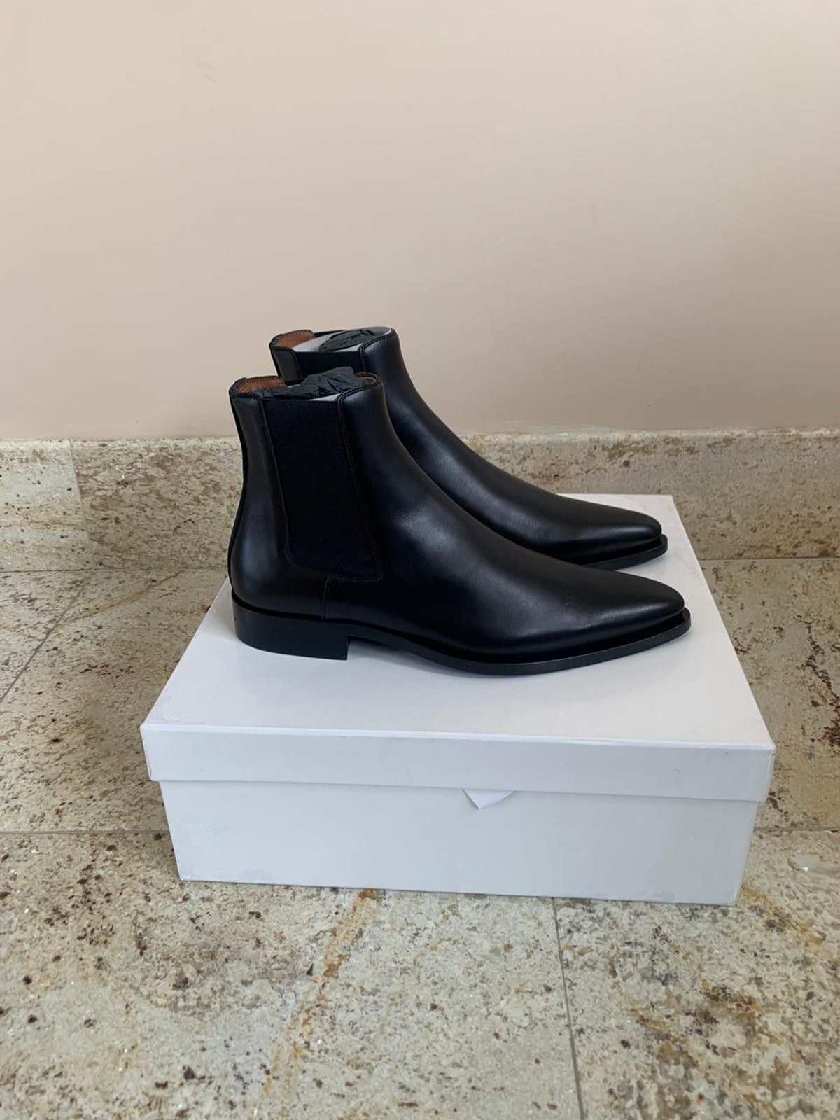 Givenchy Chelsea Boots in Black Size US 9 / EU 42 - 6 Thumbnail