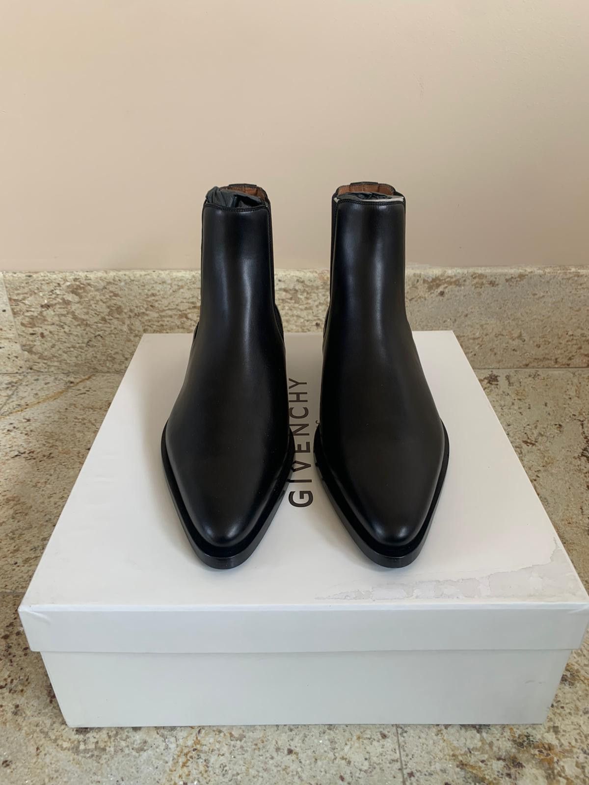 Givenchy Chelsea Boots in Black Size US 9 / EU 42 - 4 Thumbnail