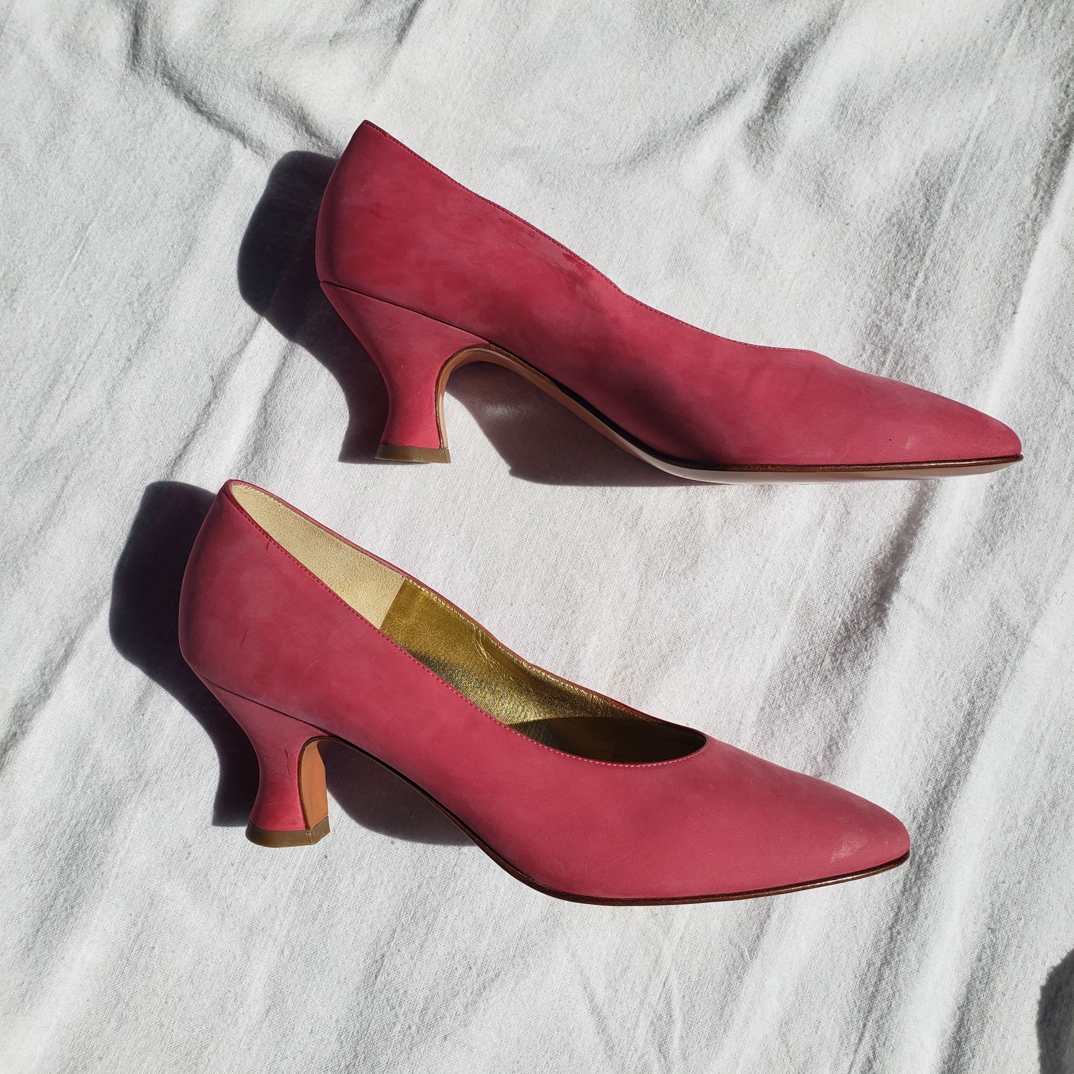 Bruno Magli NEW! Bruno Magli Pink Suede Heels Pumps 6B Size US 6 / IT 36 - 2 Thumbnail