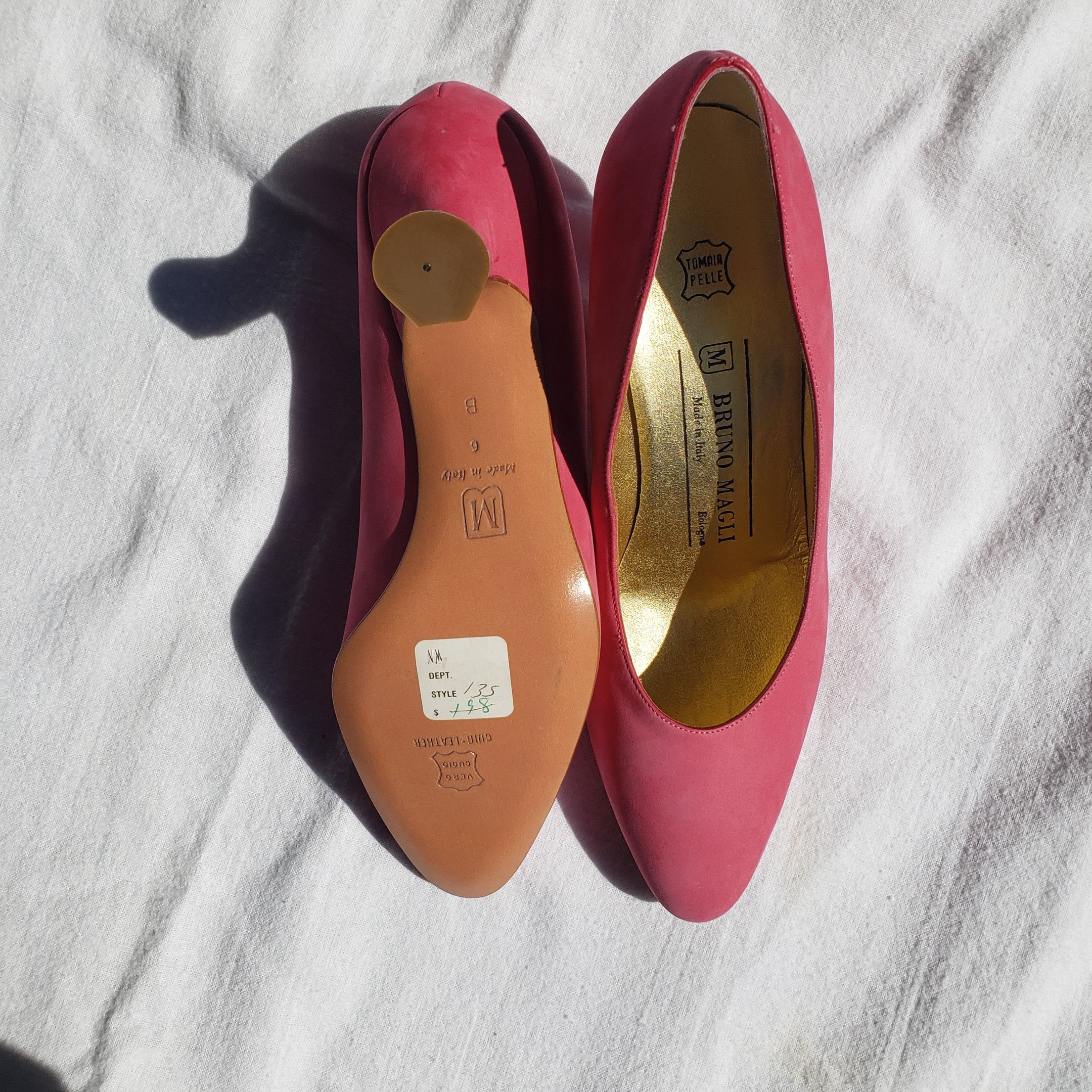 Bruno Magli NEW! Bruno Magli Pink Suede Heels Pumps 6B Size US 6 / IT 36 - 4 Thumbnail