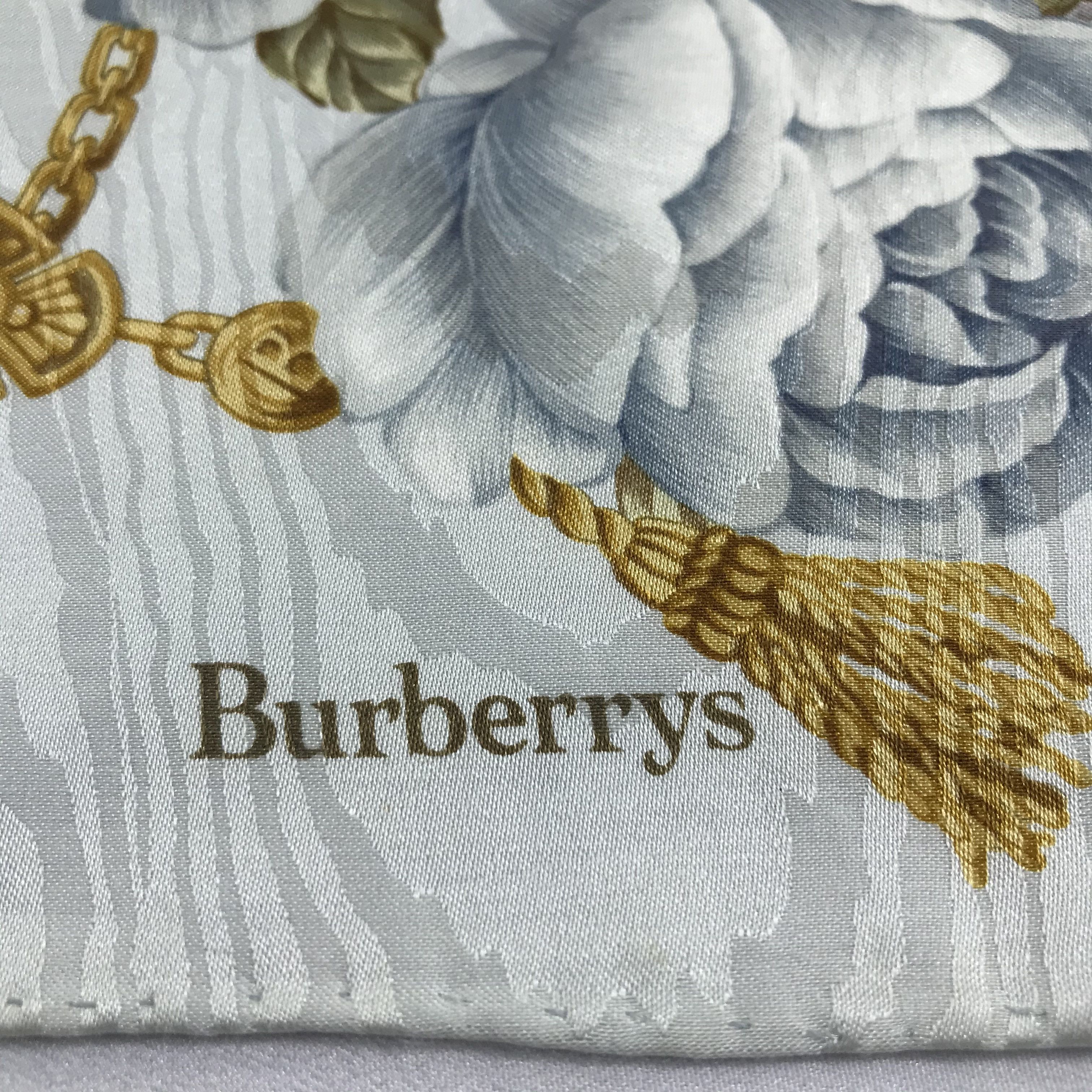 Burberry Burberrys Floral Handkerchief Neckerchief Bandana H798 Size ONE SIZE - 3 Thumbnail